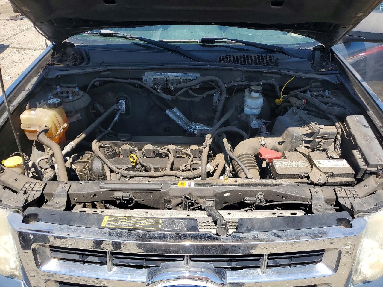 2010 Ford Escape Xlt Blue vin: 1FMCU0D78AKD09287