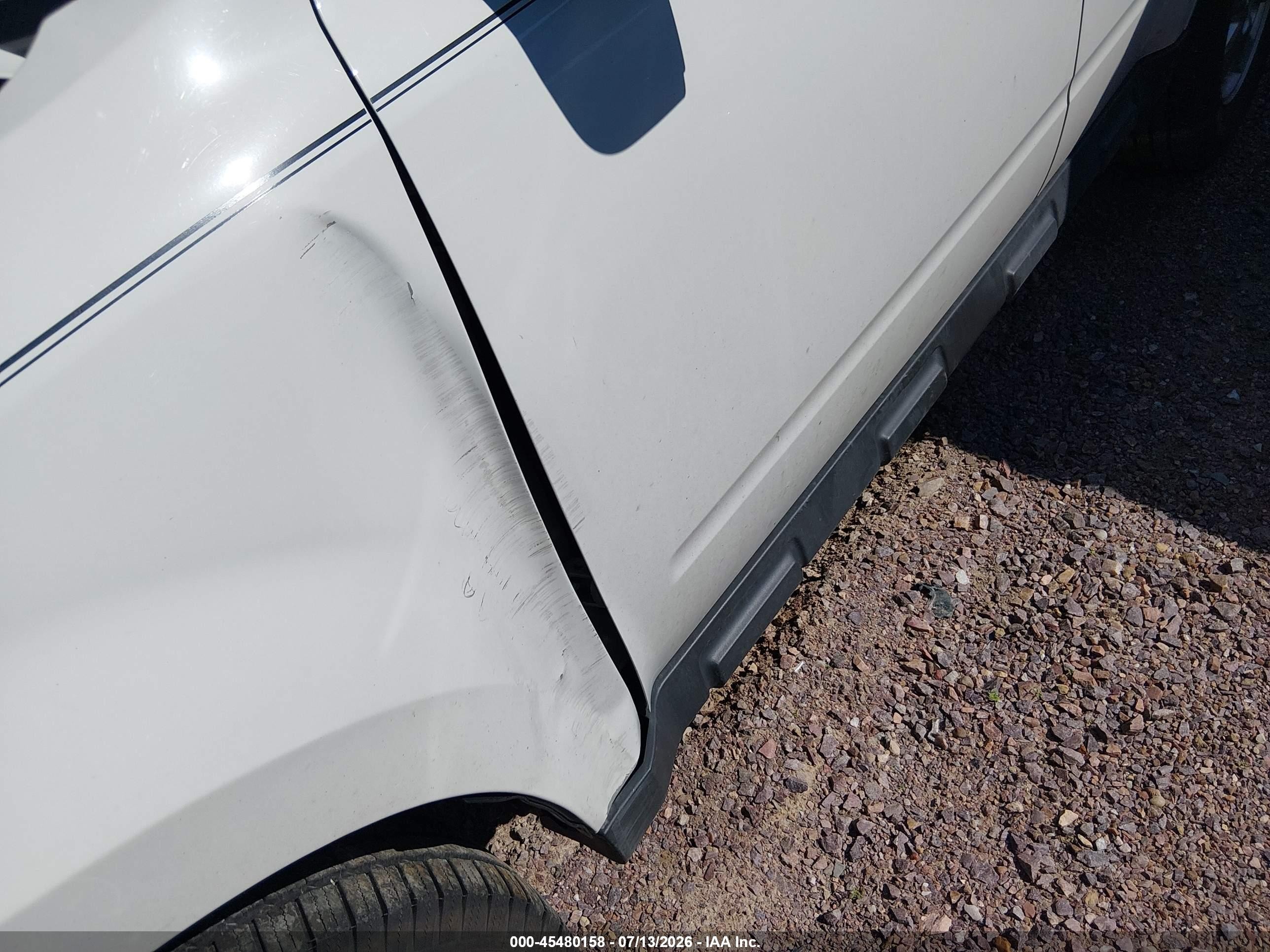 2010 Ford Escape Xlt White vin: 1FMCU0D78AKD47781