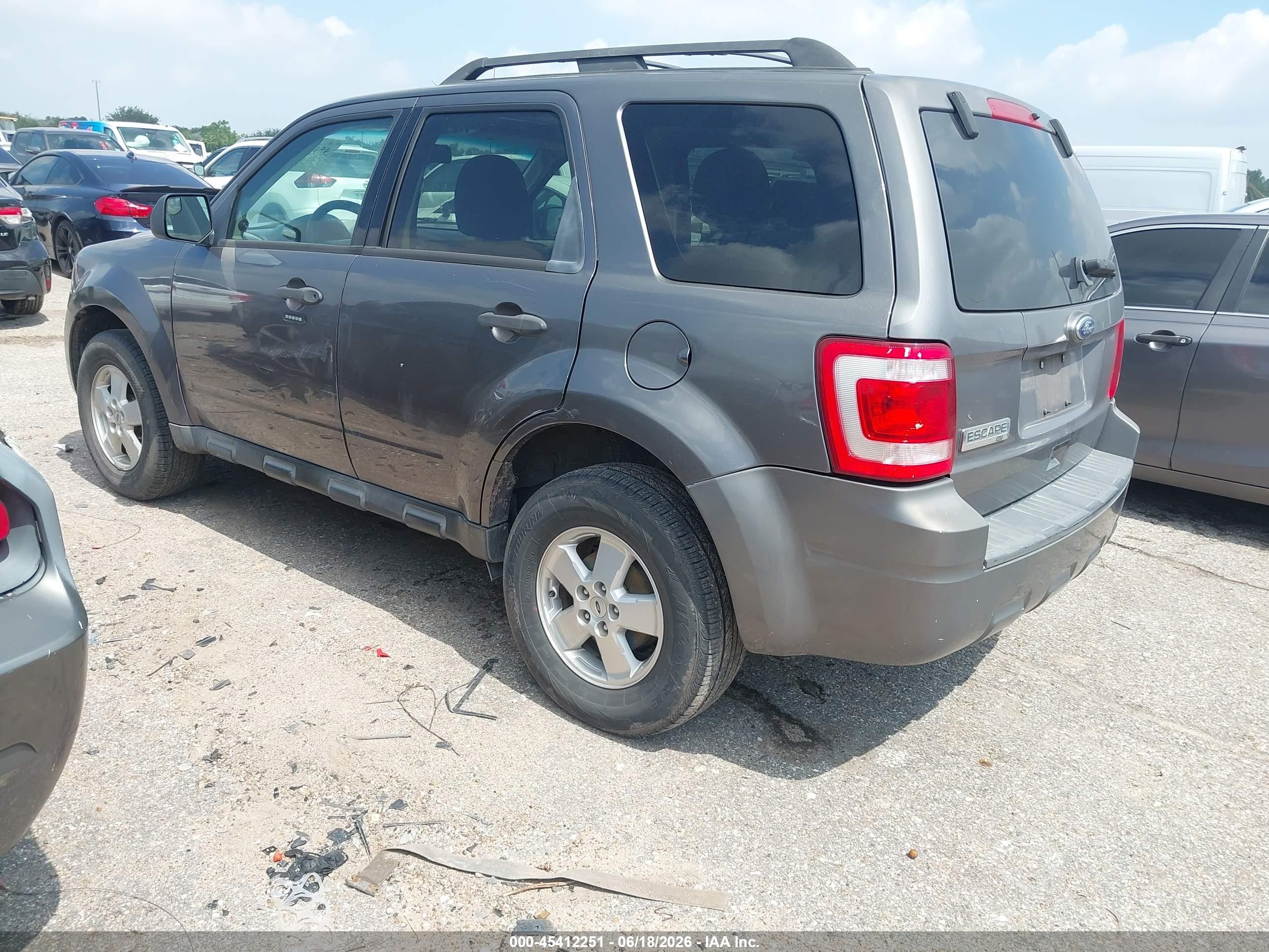 2011 Ford Escape Xlt Gray vin: 1FMCU0D78BKA27152