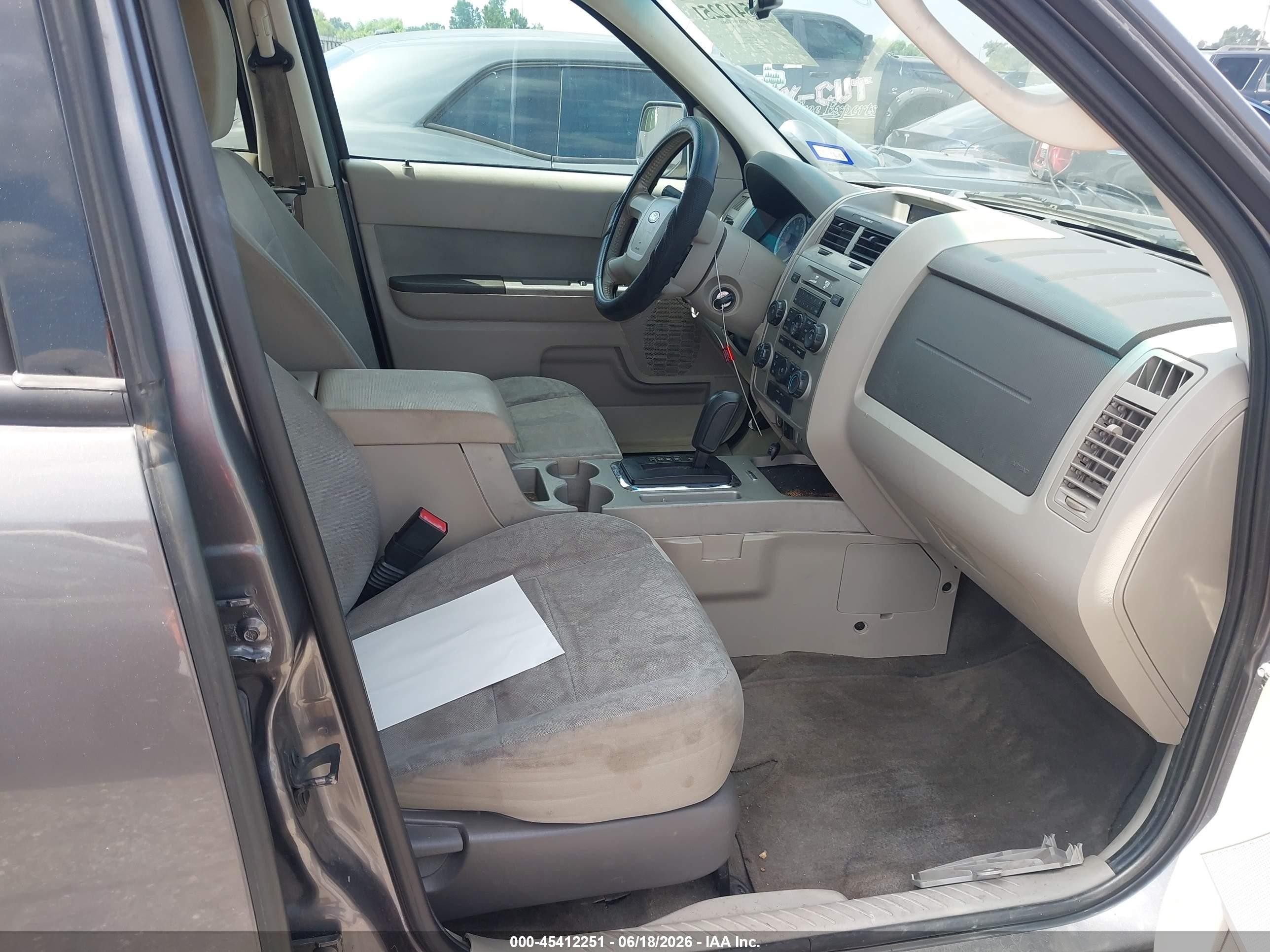 2011 Ford Escape Xlt Gray vin: 1FMCU0D78BKA27152