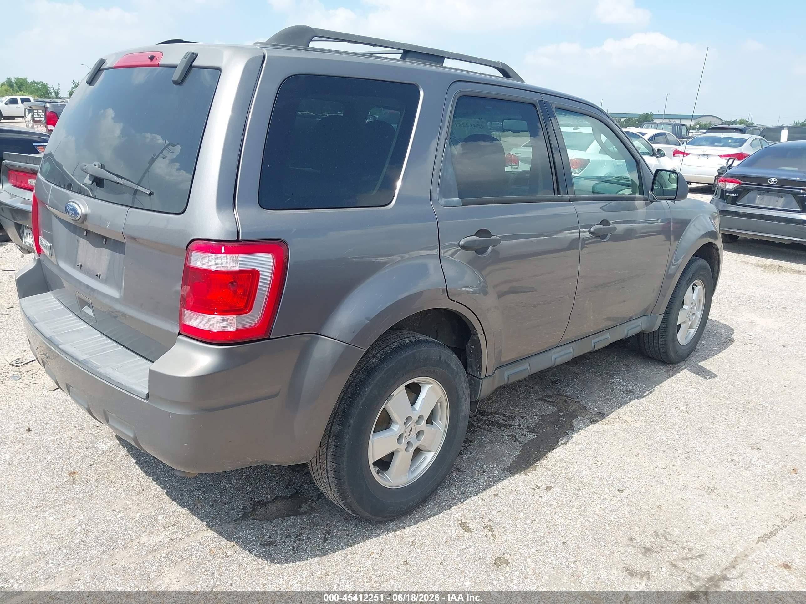2011 Ford Escape Xlt Gray vin: 1FMCU0D78BKA27152