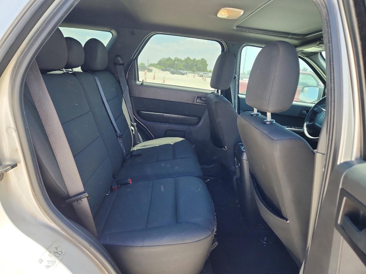 2011 Ford Escape Xlt Silver vin: 1FMCU0D78BKA80952