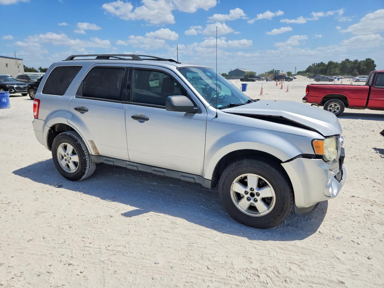 2011 Ford Escape Xlt Silver vin: 1FMCU0D78BKA80952