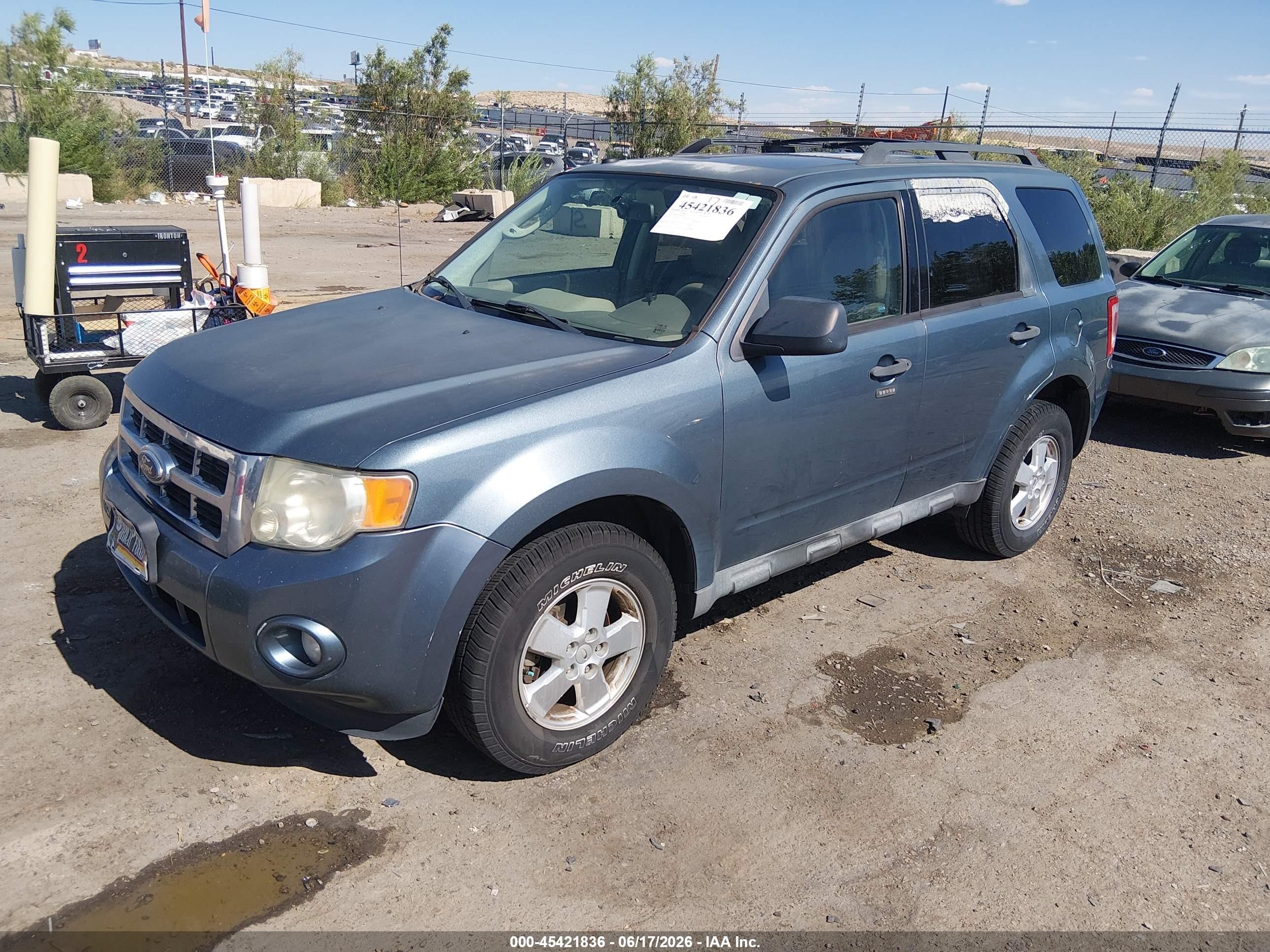 2011 Ford Escape Xlt Teal vin: 1FMCU0D78BKB24755