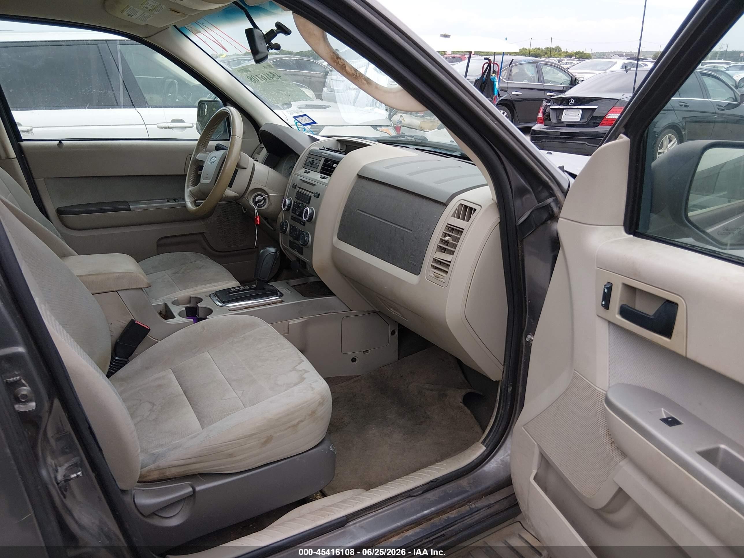 2011 Ford Escape Xlt Зеленый vin: 1FMCU0D78BKB34881
