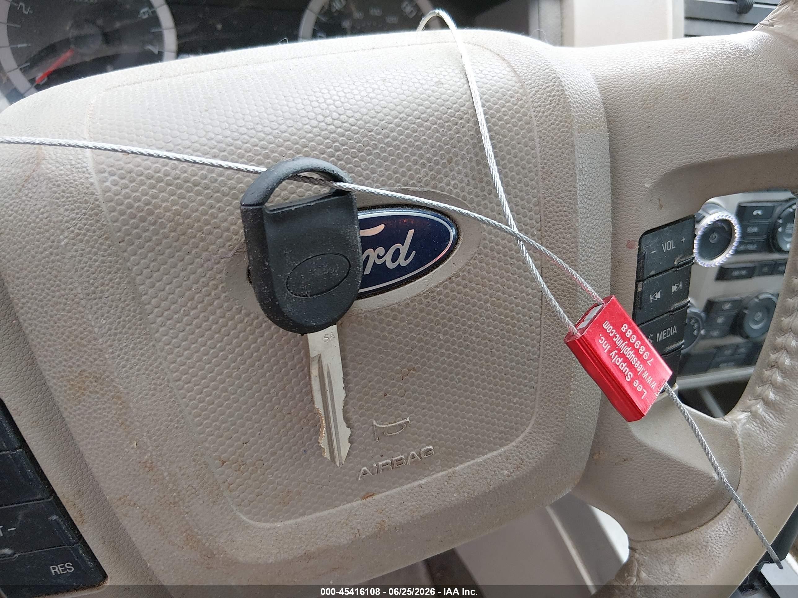 2011 Ford Escape Xlt Зеленый vin: 1FMCU0D78BKB34881