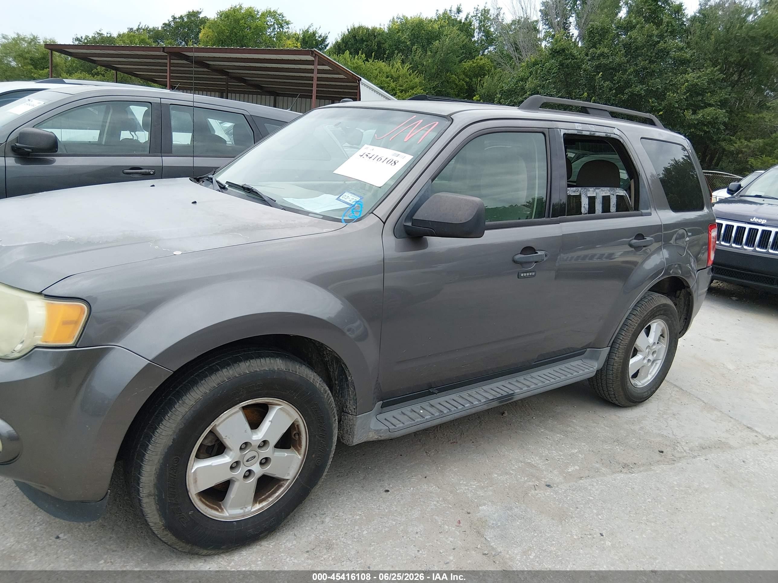 2011 Ford Escape Xlt Зеленый vin: 1FMCU0D78BKB34881