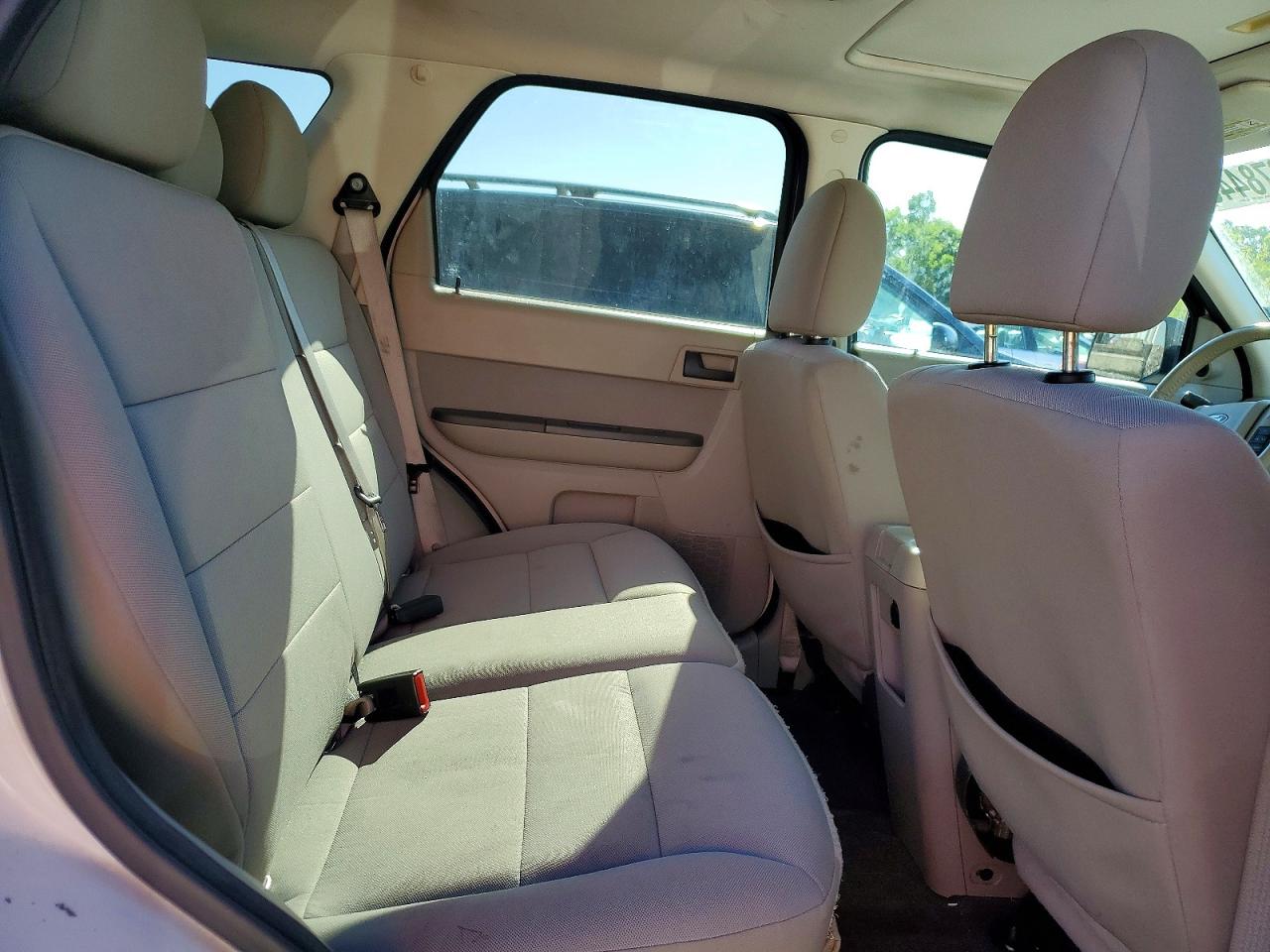 2011 Ford Escape Xlt Белый vin: 1FMCU0D78BKC22491