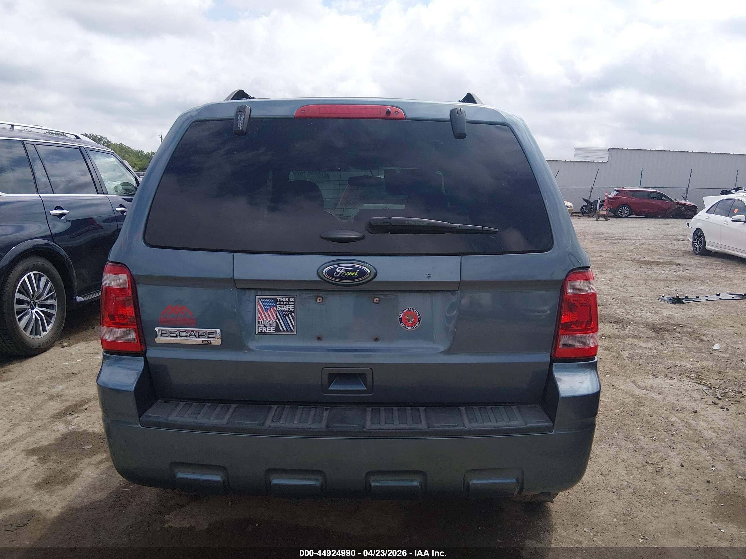 2012 Ford Escape Xlt Blue vin: 1FMCU0D78CKB01784