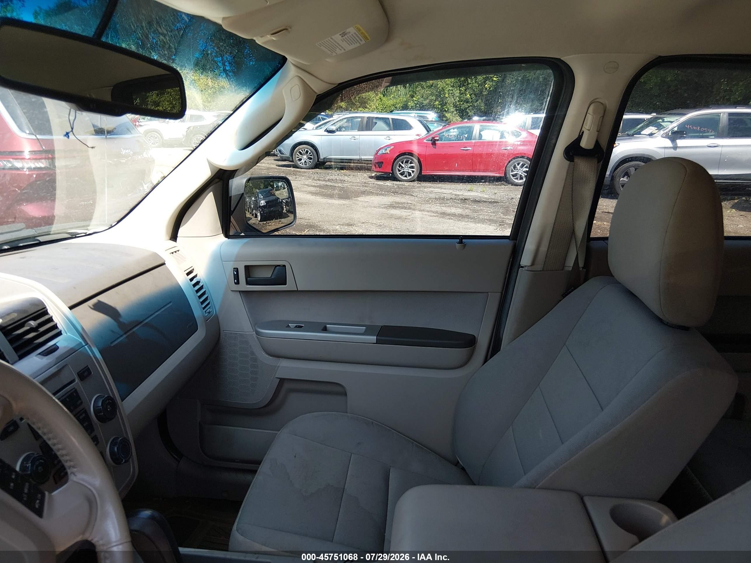 2012 Ford Escape Xlt White vin: 1FMCU0D78CKB87887