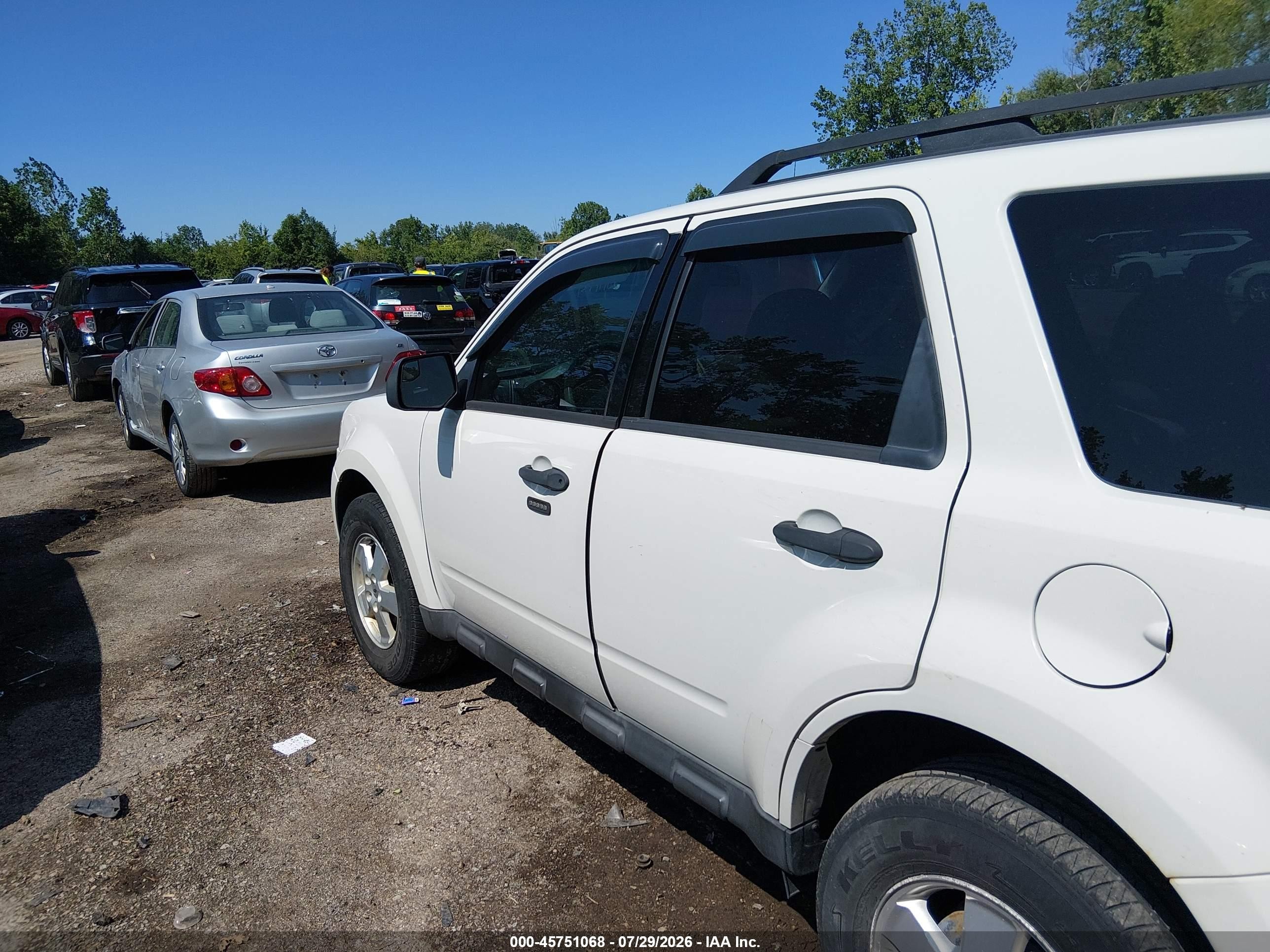 2012 Ford Escape Xlt White vin: 1FMCU0D78CKB87887