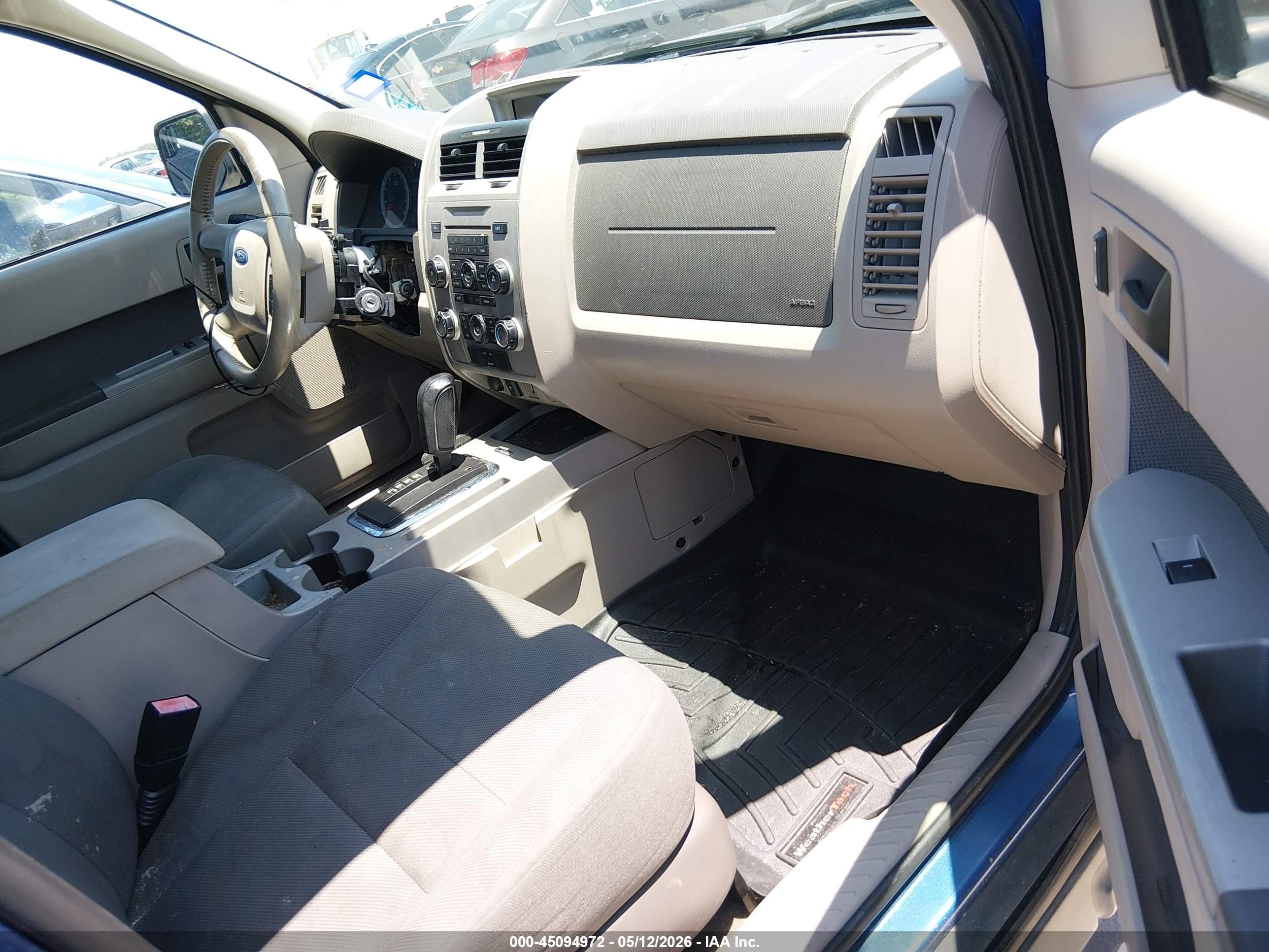 2010 Ford Escape Xlt Синий vin: 1FMCU0D79AKB00866