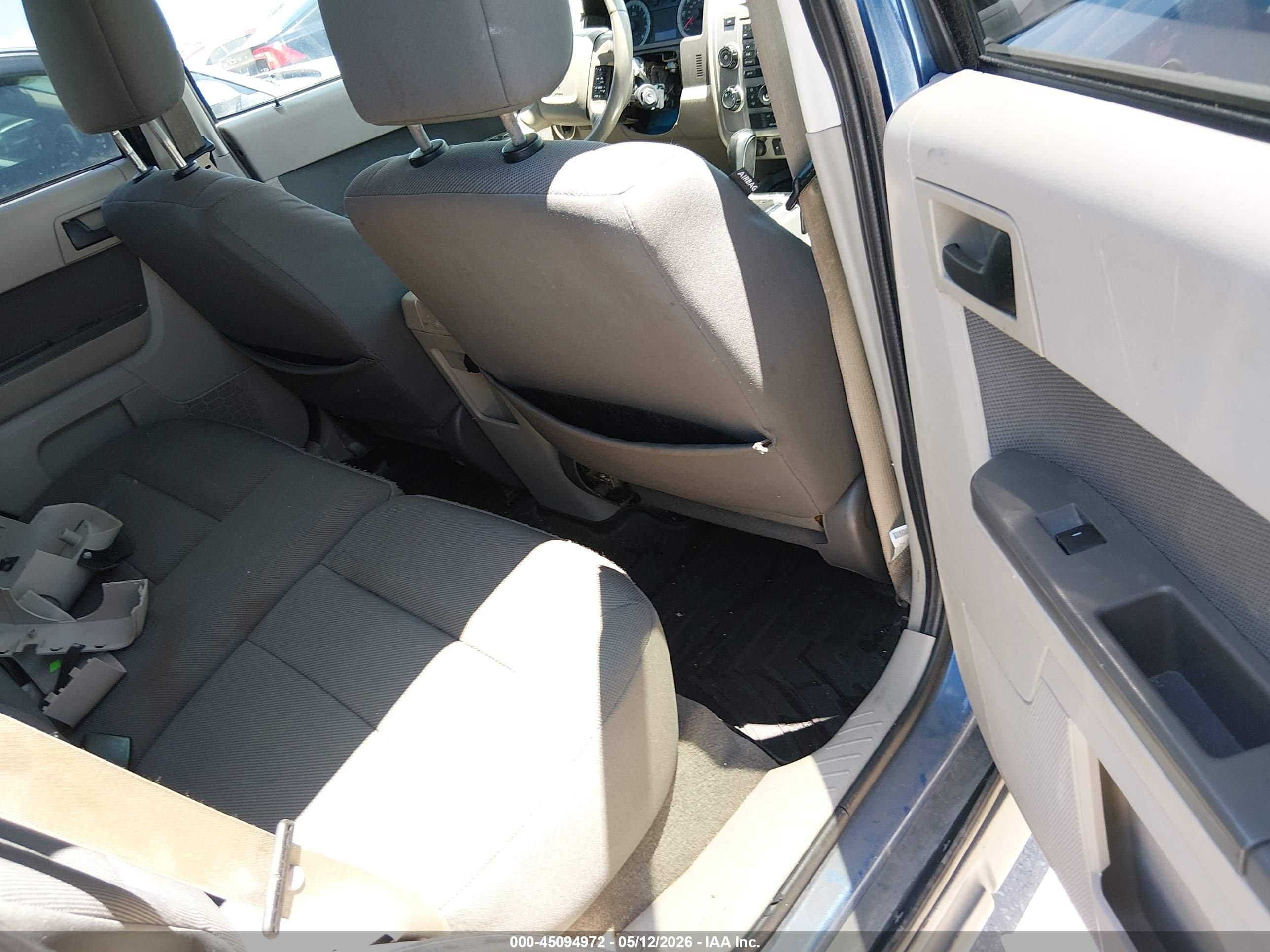 2010 Ford Escape Xlt Синий vin: 1FMCU0D79AKB00866