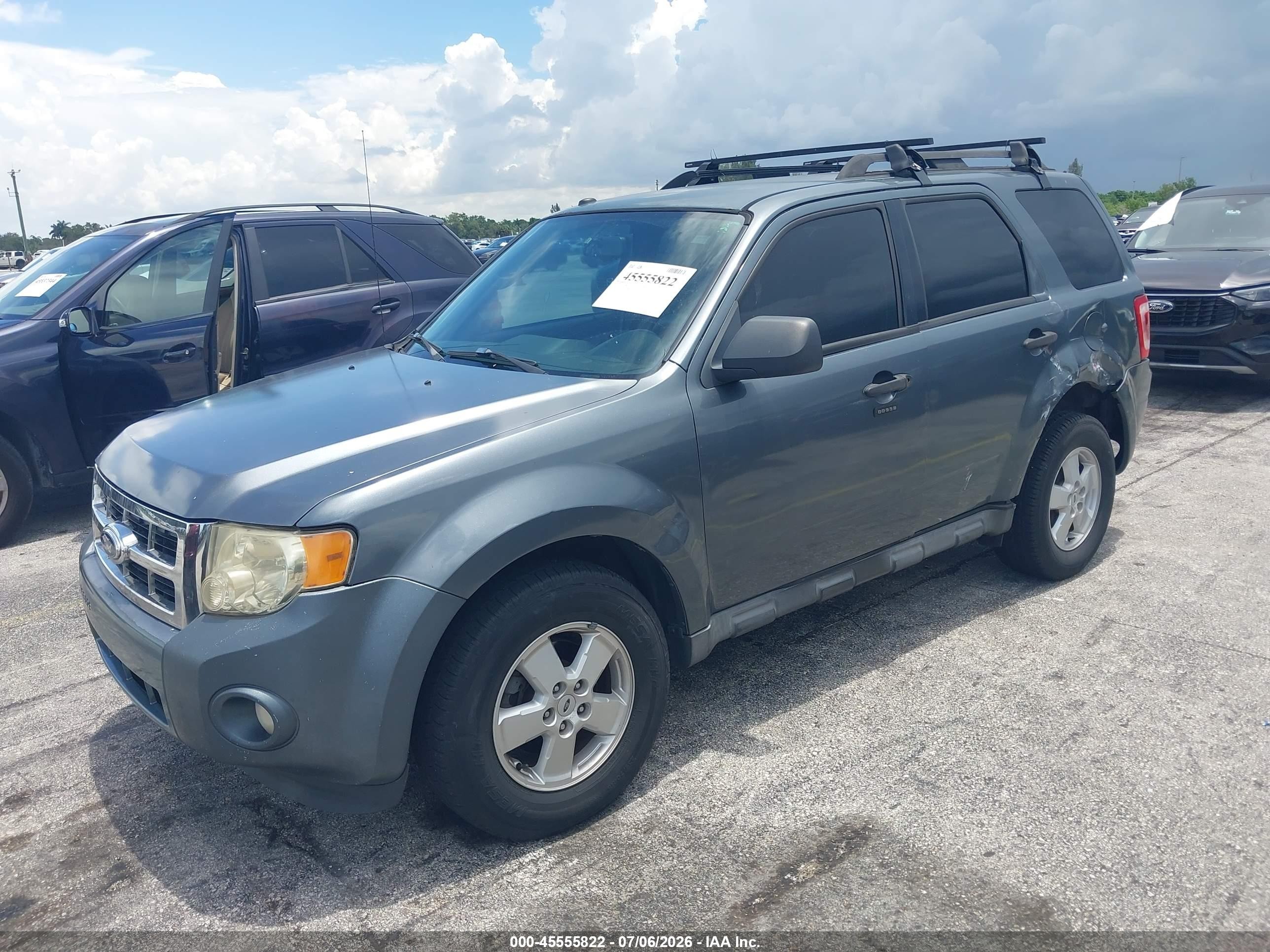 2010 Ford Escape Xlt Серый vin: 1FMCU0D79AKB28862