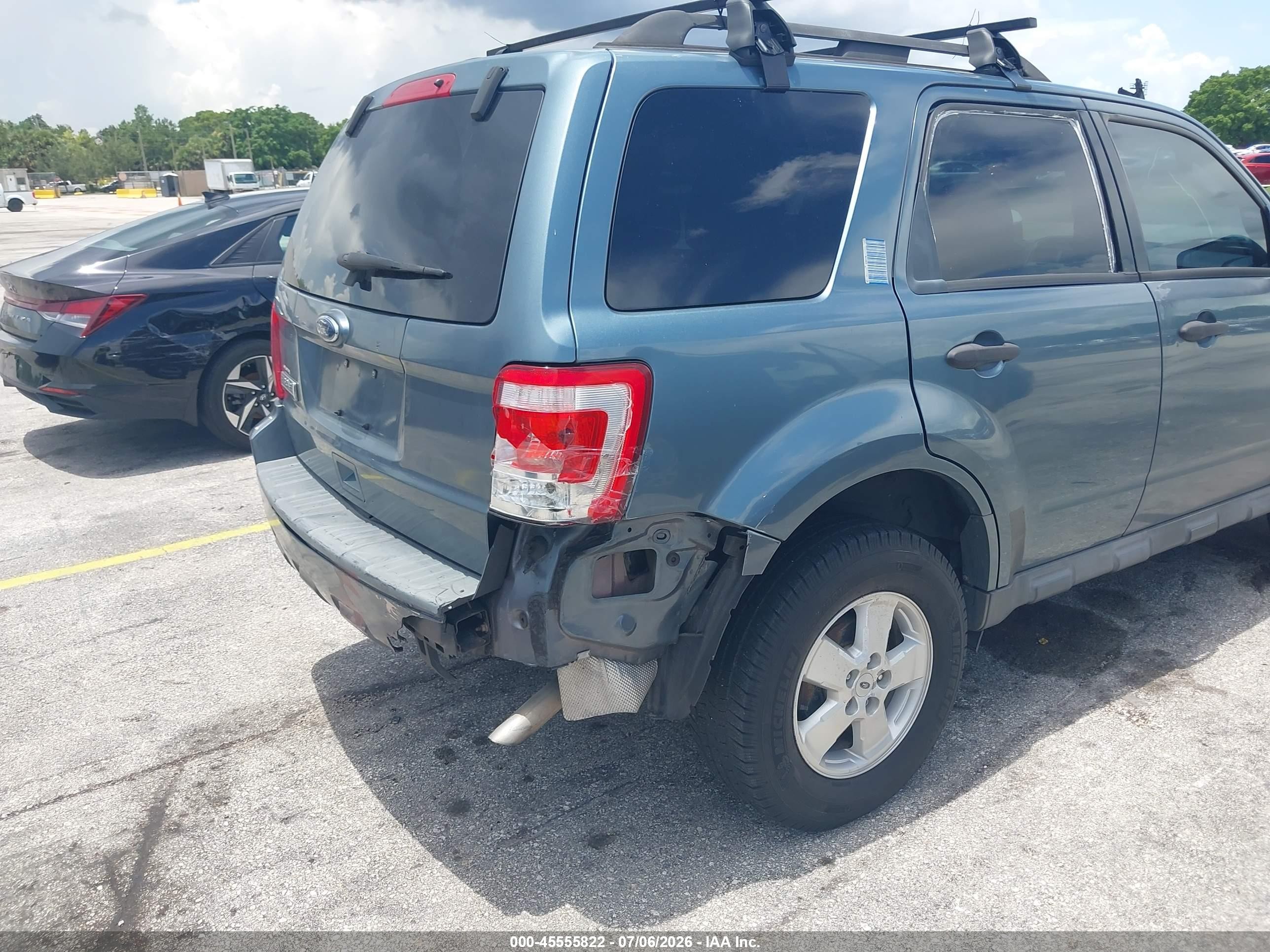 2010 Ford Escape Xlt Серый vin: 1FMCU0D79AKB28862