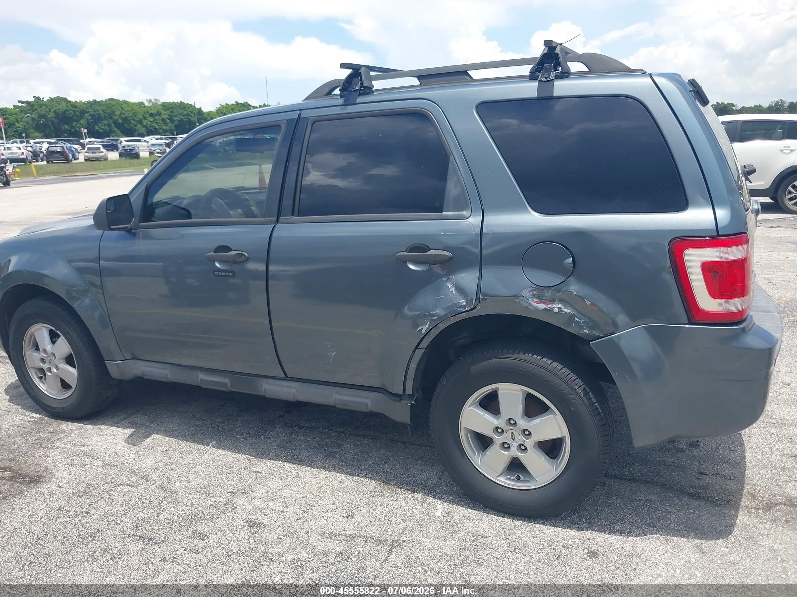 2010 Ford Escape Xlt Серый vin: 1FMCU0D79AKB28862