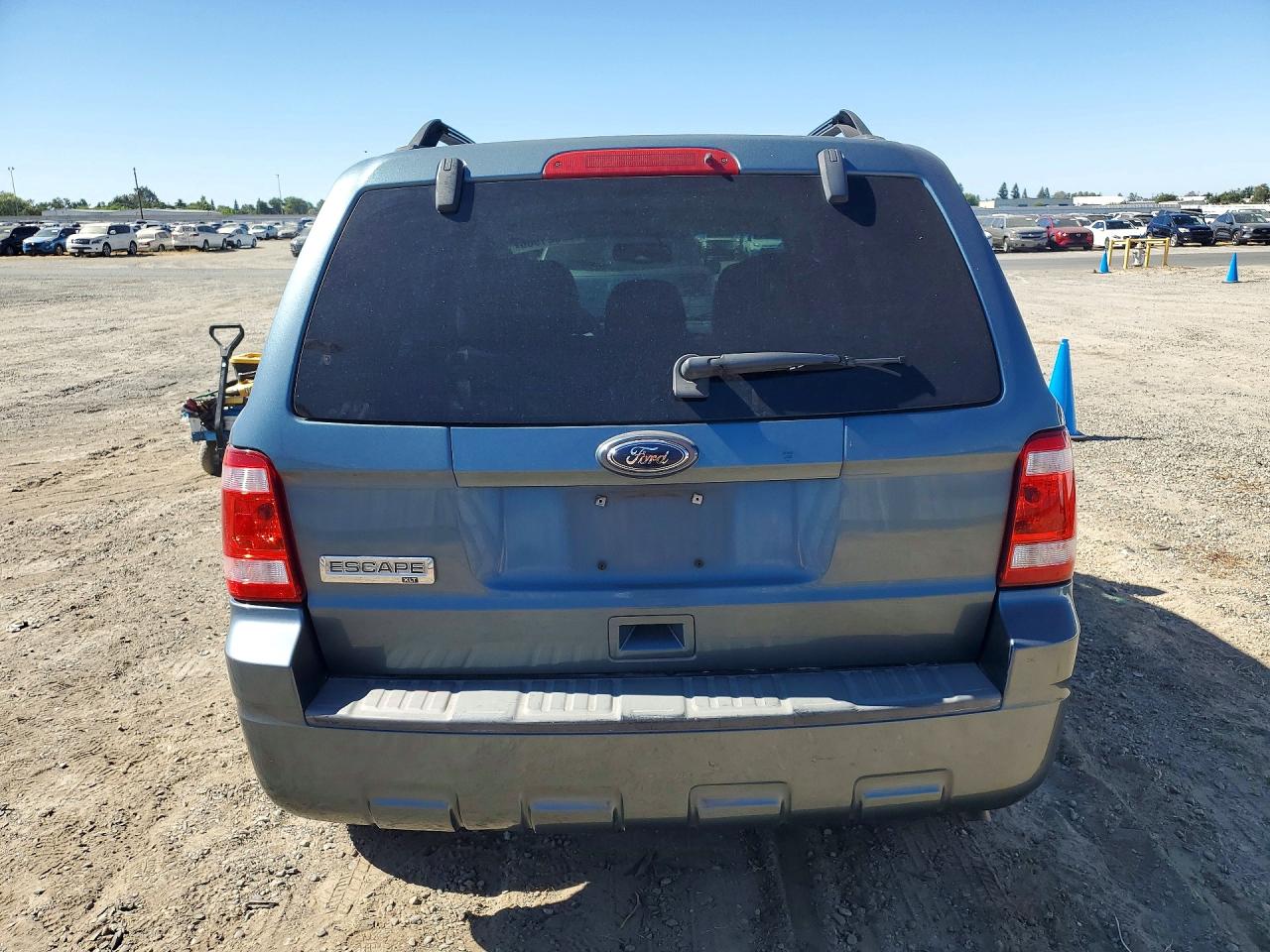 2010 Ford Escape Xlt Teal vin: 1FMCU0D79AKB41742