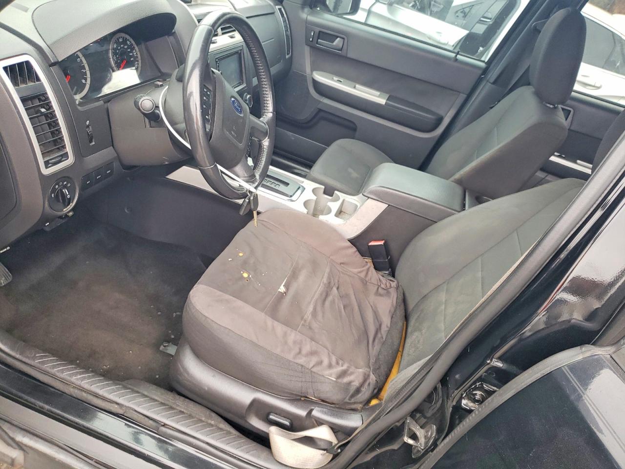 2010 Ford Escape Xlt Black vin: 1FMCU0D79AKC43185