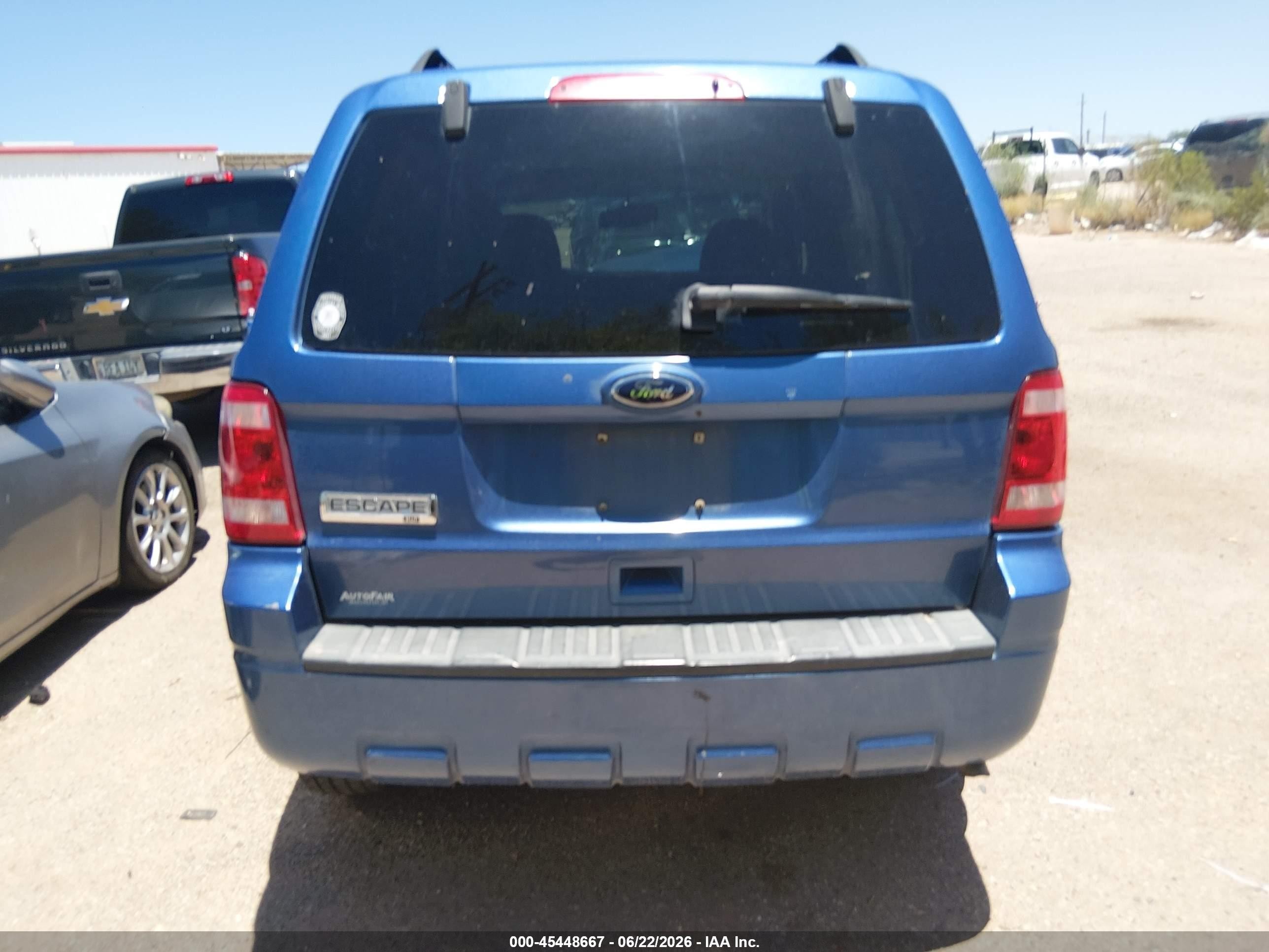 2010 Ford Escape Xlt Blue vin: 1FMCU0D79AKC60780