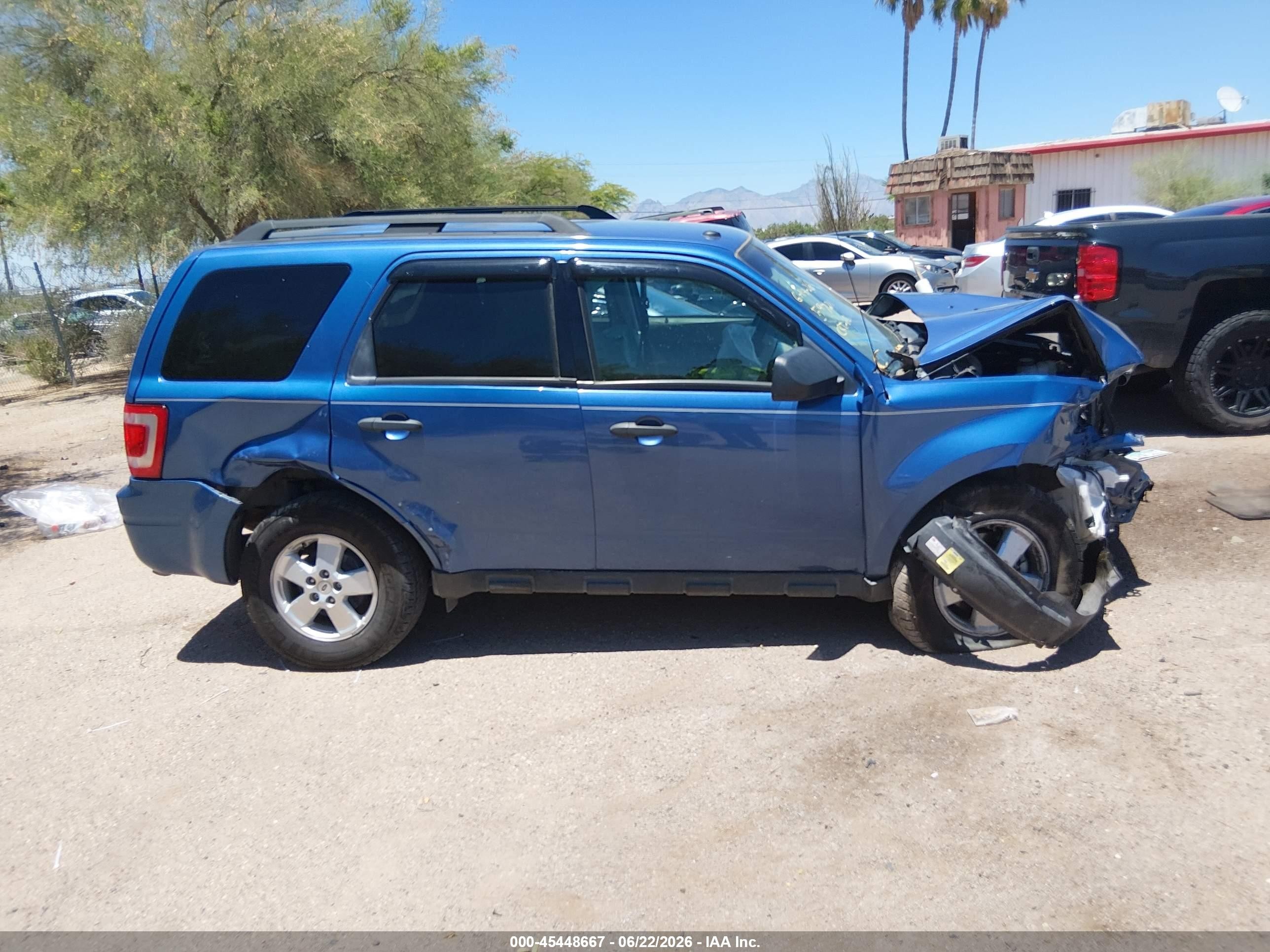 2010 Ford Escape Xlt Blue vin: 1FMCU0D79AKC60780