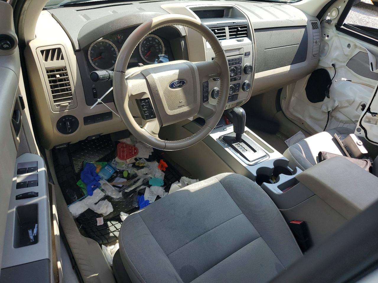 2010 Ford Escape Xlt Белый vin: 1FMCU0D79AKC65574
