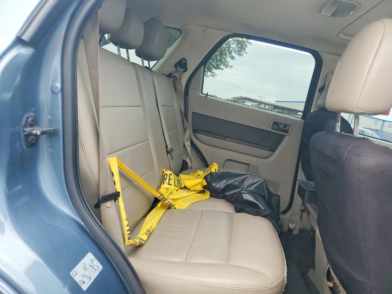 2010 Ford Escape Xlt Blue vin: 1FMCU0D79AKC99983