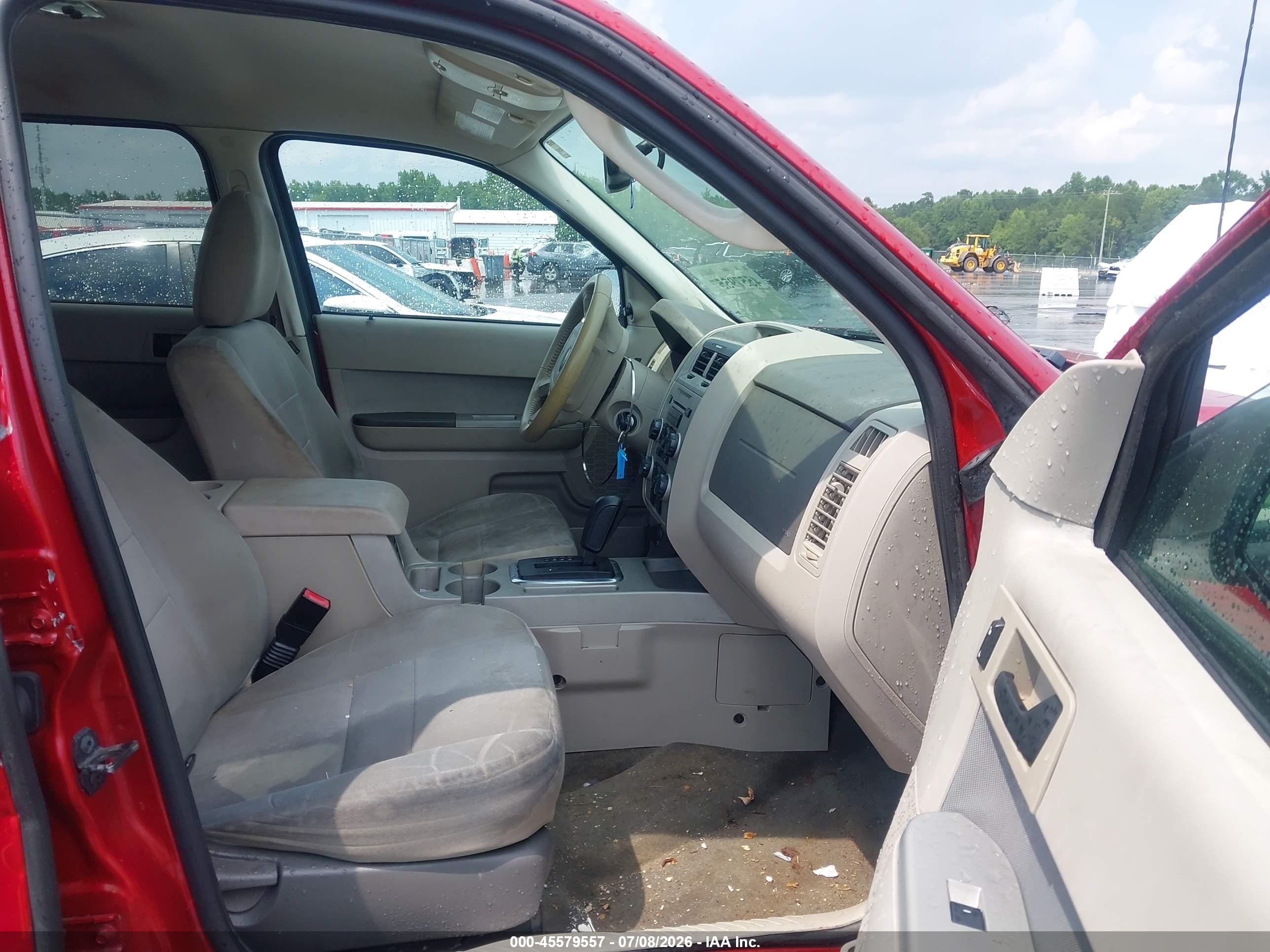 2011 Ford Escape Xlt Red vin: 1FMCU0D79BKA92513