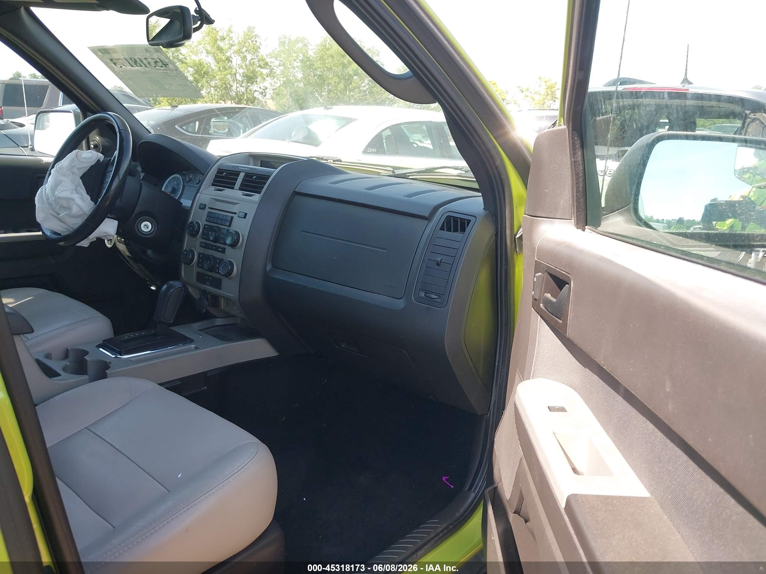 2011 Ford Escape Xlt Green vin: 1FMCU0D79BKB65069