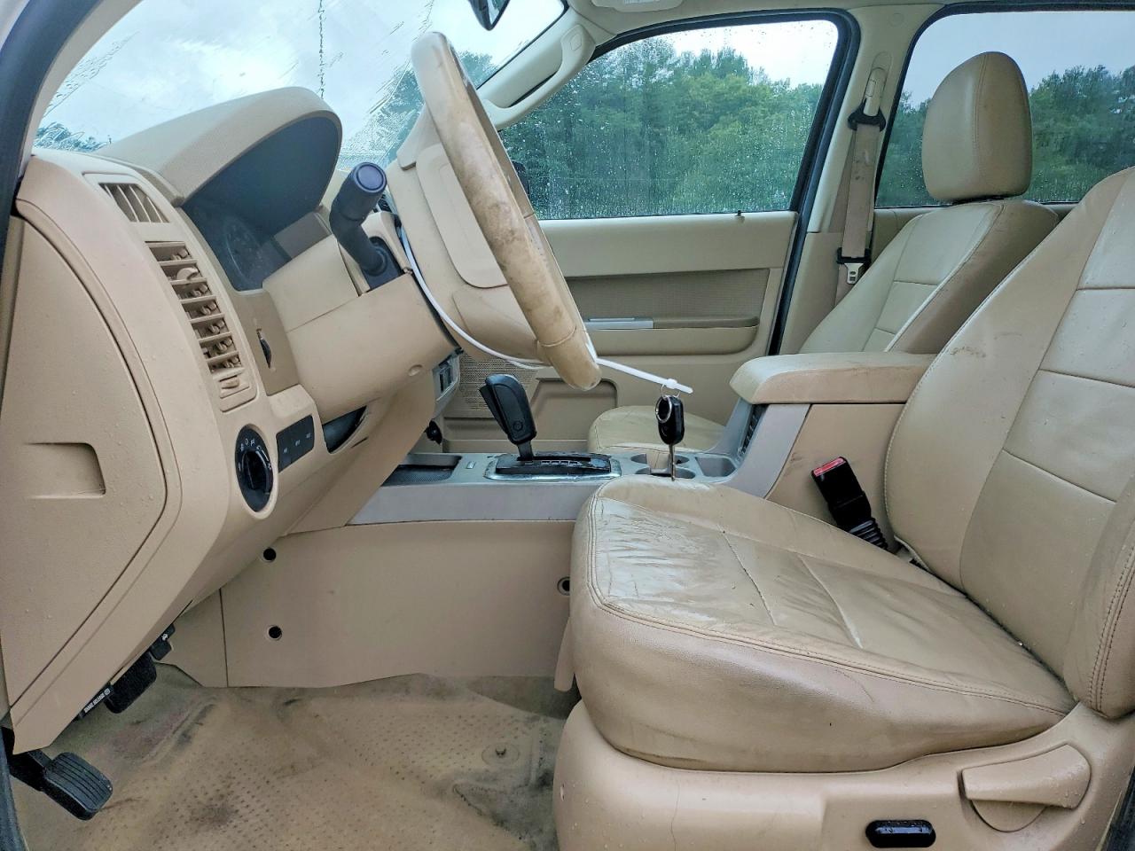 2011 Ford Escape Xlt White vin: 1FMCU0D79BKC08020