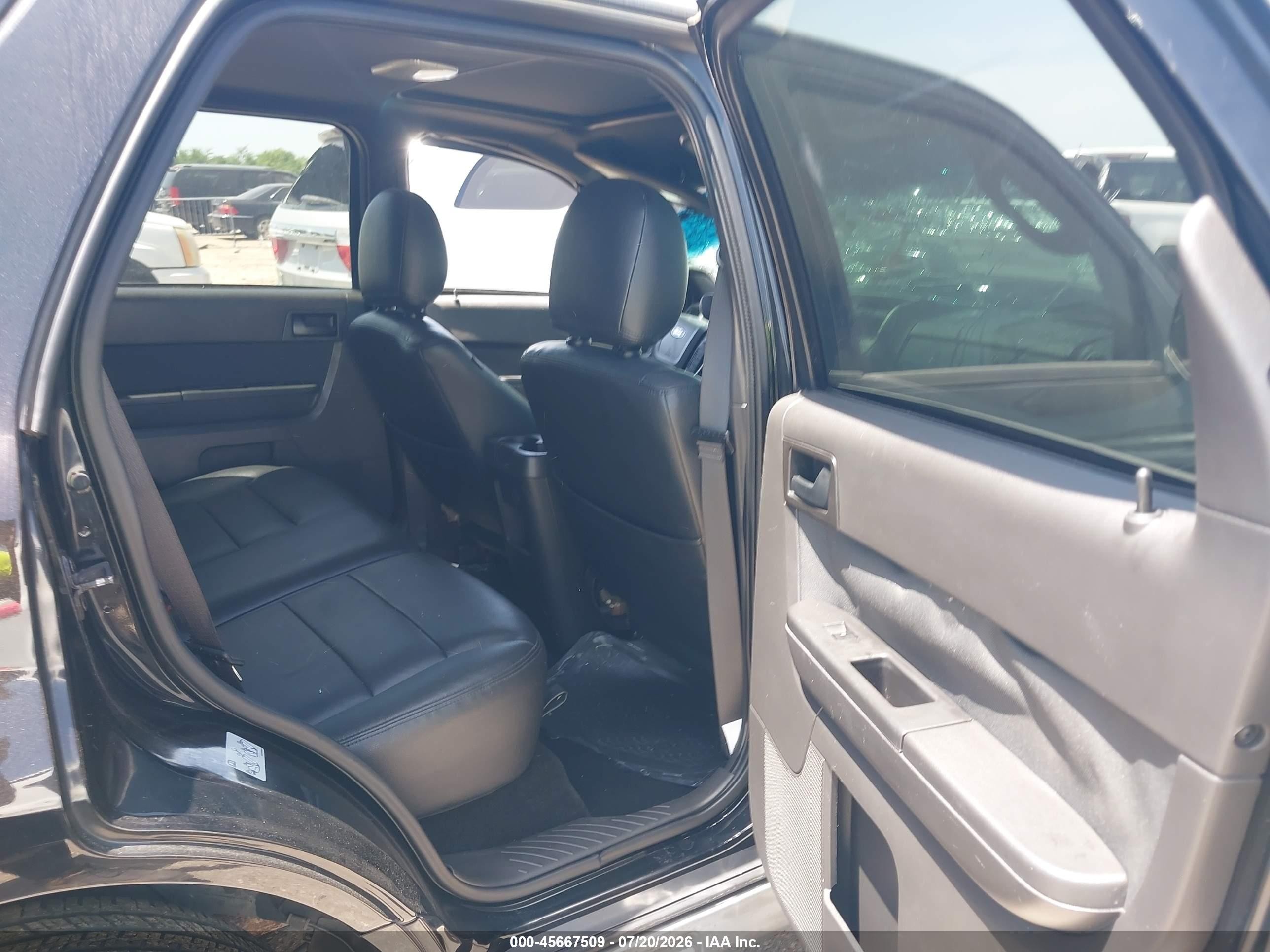 2012 Ford Escape Xlt Black vin: 1FMCU0D79CKA17716