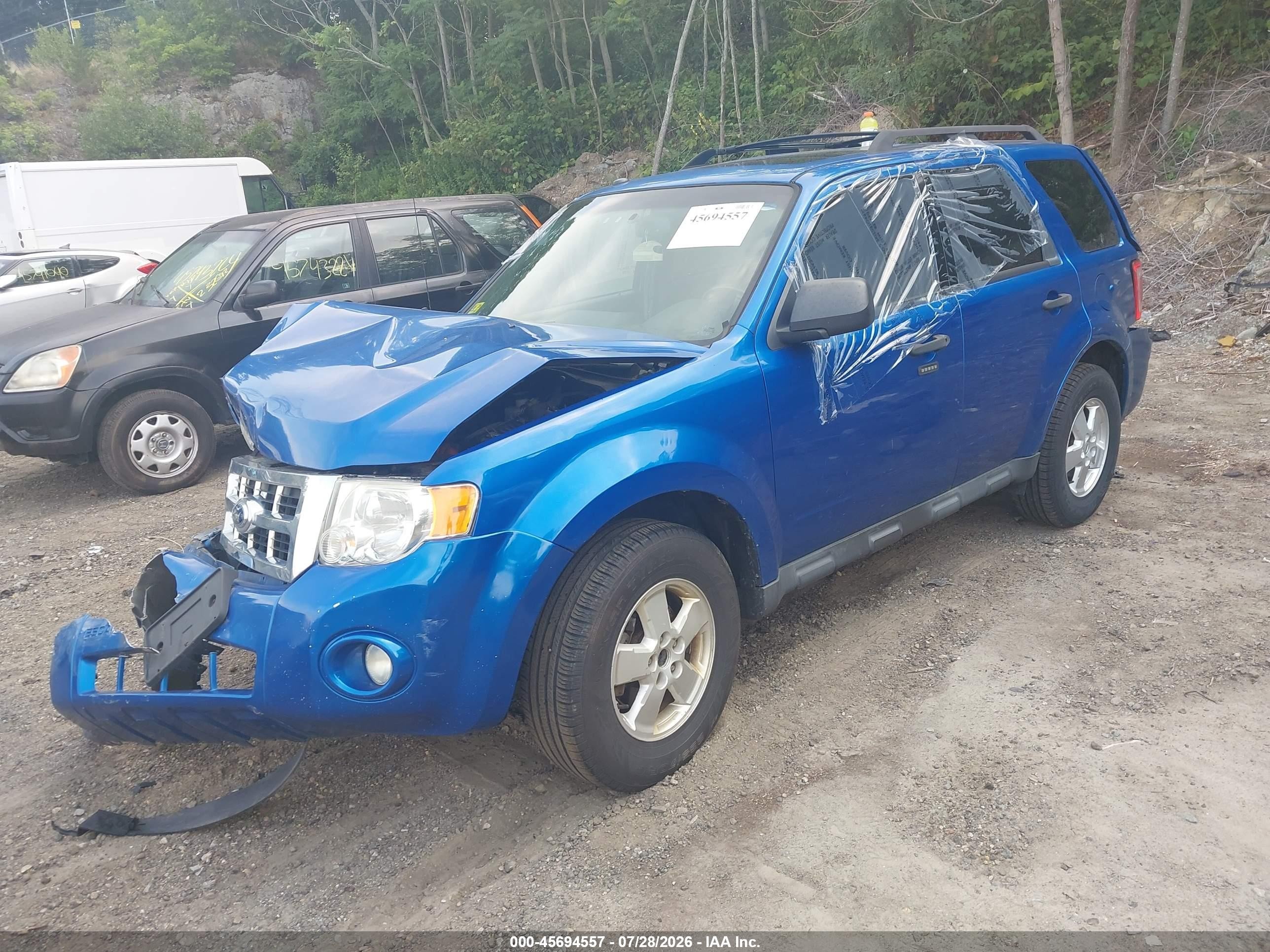 2012 Ford Escape Xlt Blue vin: 1FMCU0D79CKA97776