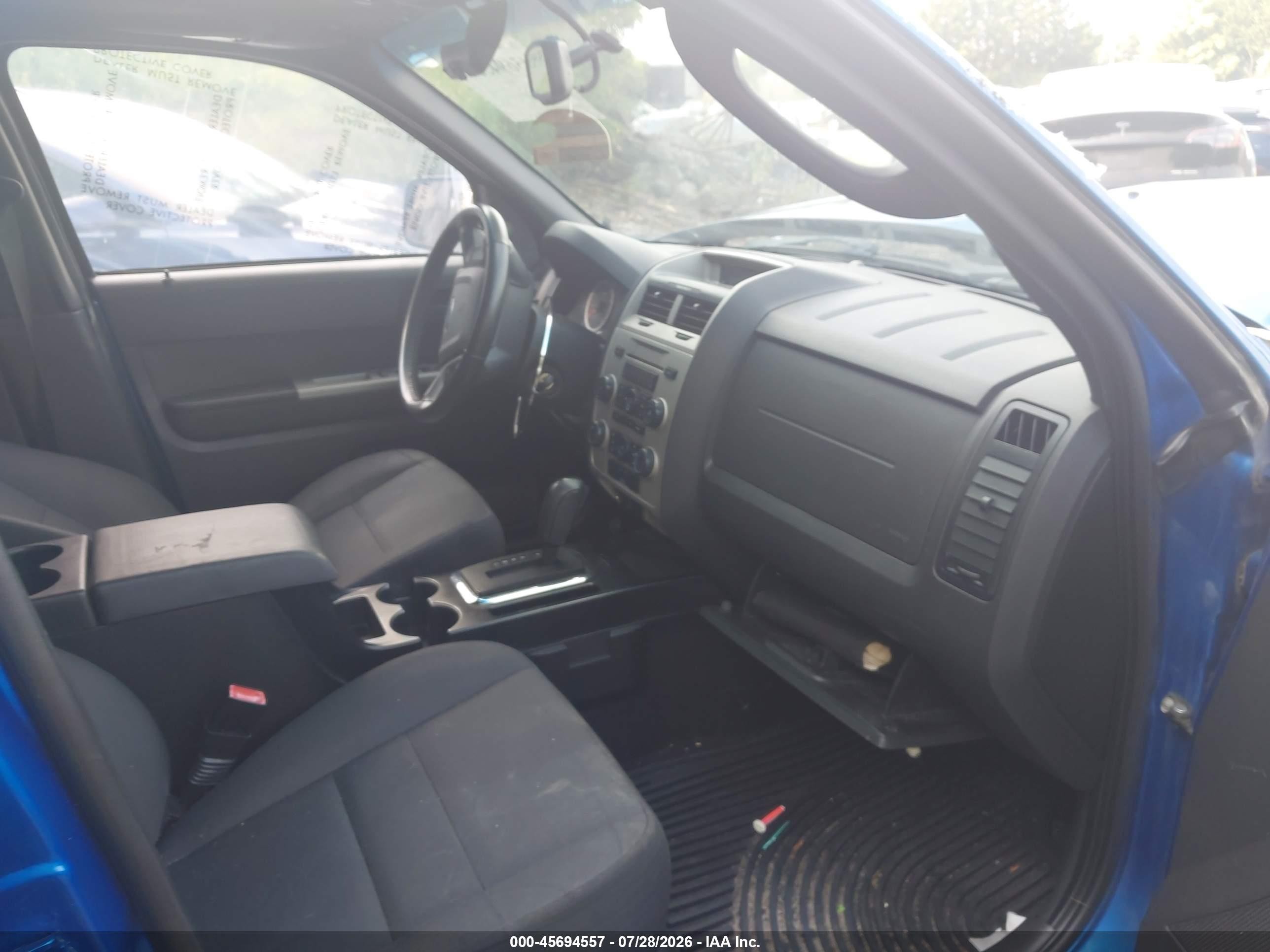 2012 Ford Escape Xlt Blue vin: 1FMCU0D79CKA97776