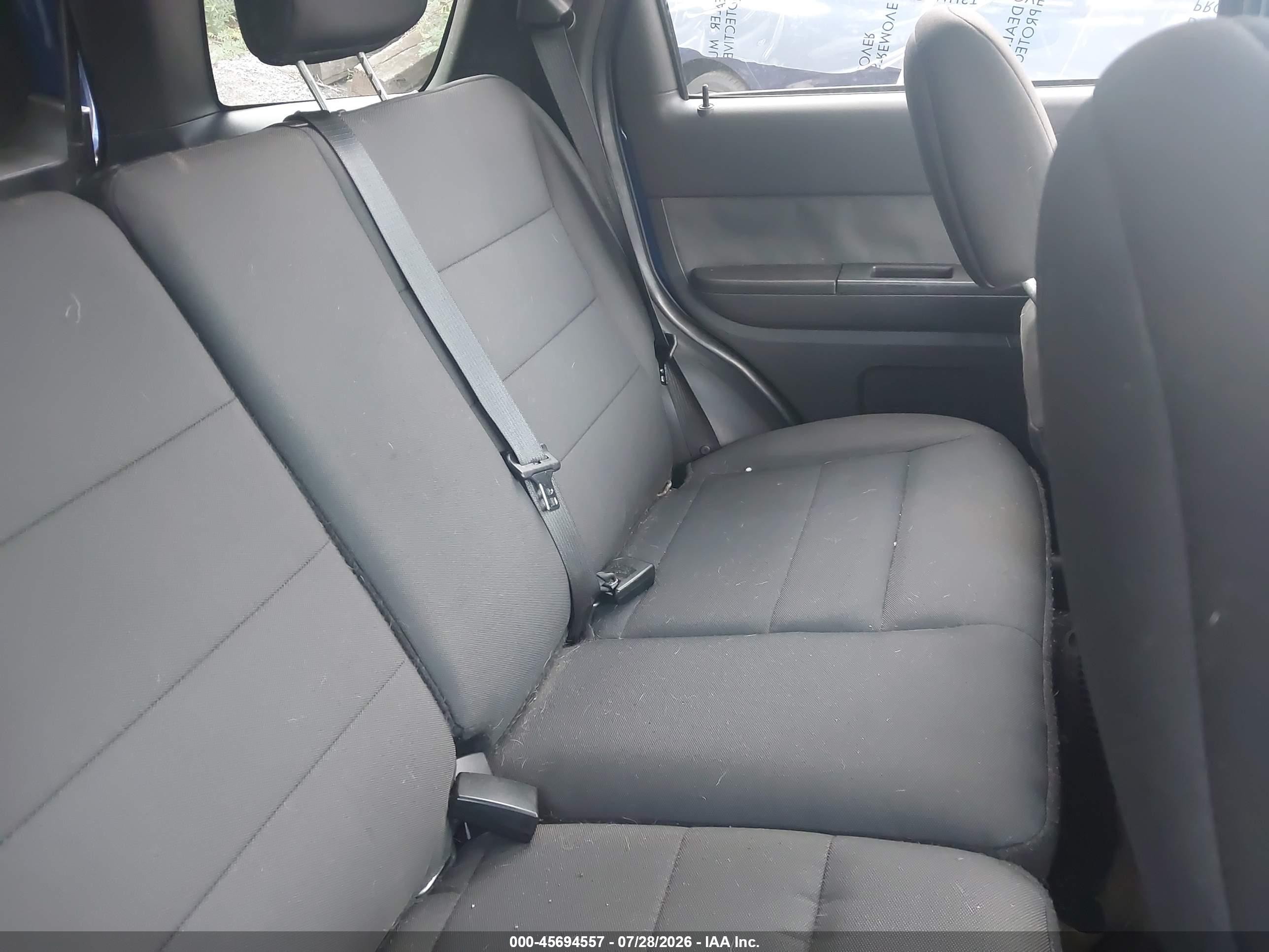 2012 Ford Escape Xlt Blue vin: 1FMCU0D79CKA97776