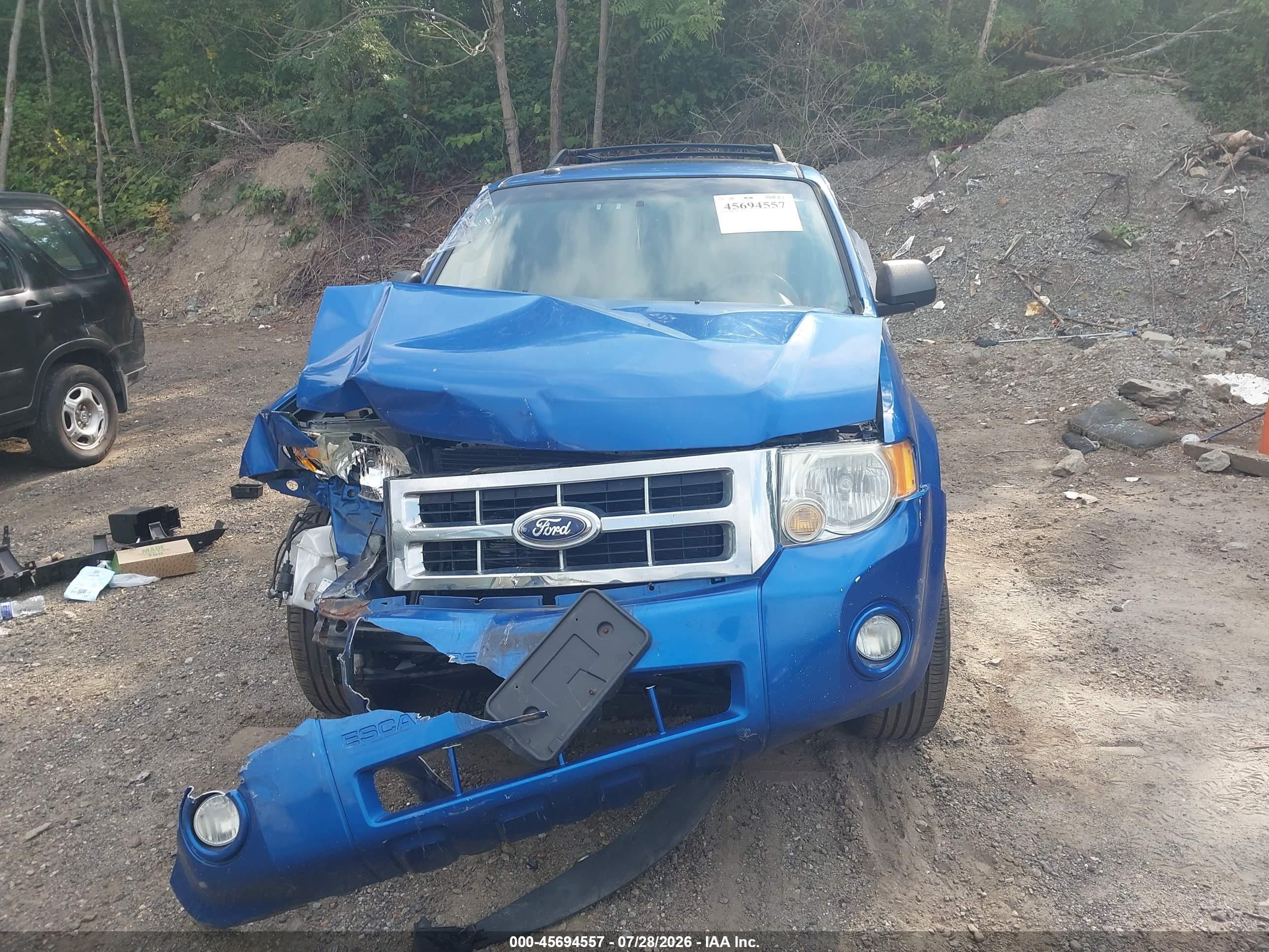 2012 Ford Escape Xlt Blue vin: 1FMCU0D79CKA97776