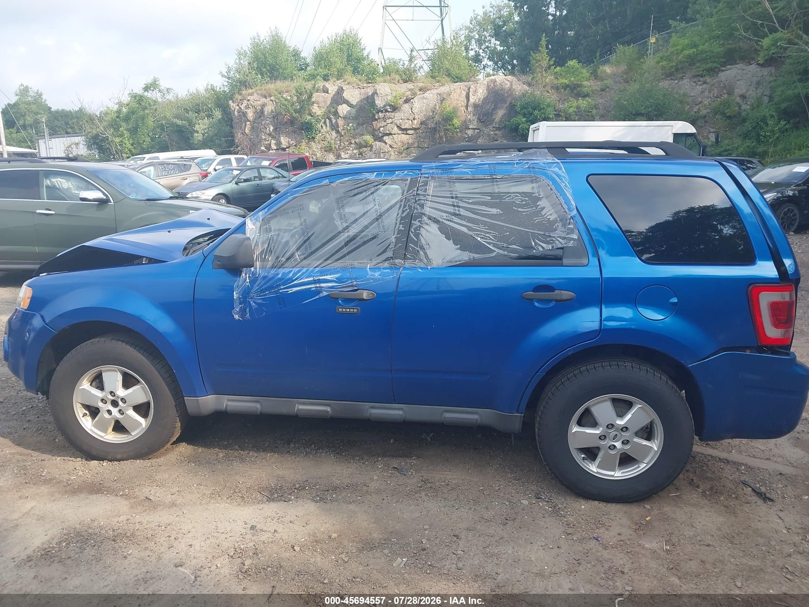 2012 Ford Escape Xlt Blue vin: 1FMCU0D79CKA97776