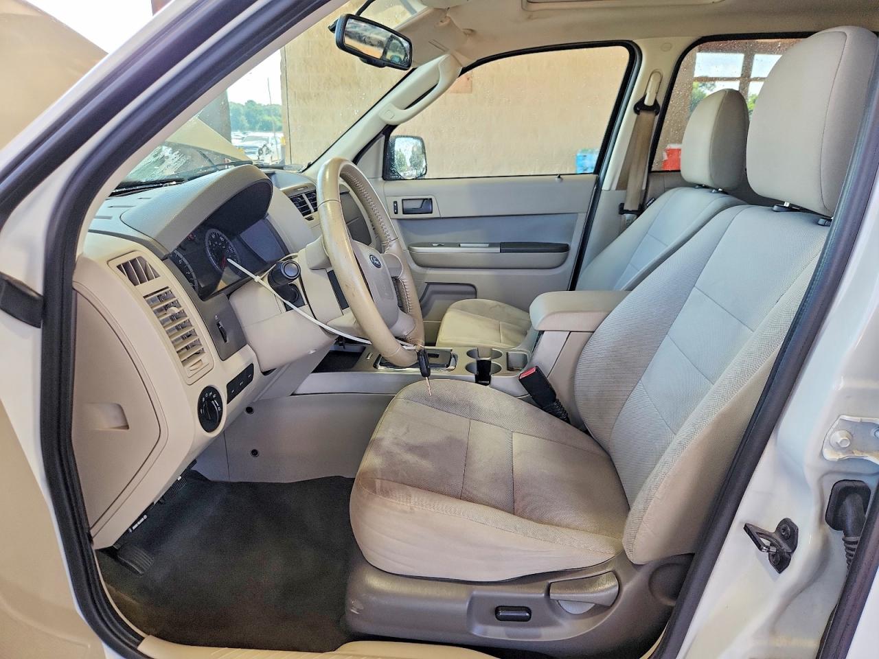 2012 Ford Escape Xlt Белый vin: 1FMCU0D79CKB38911