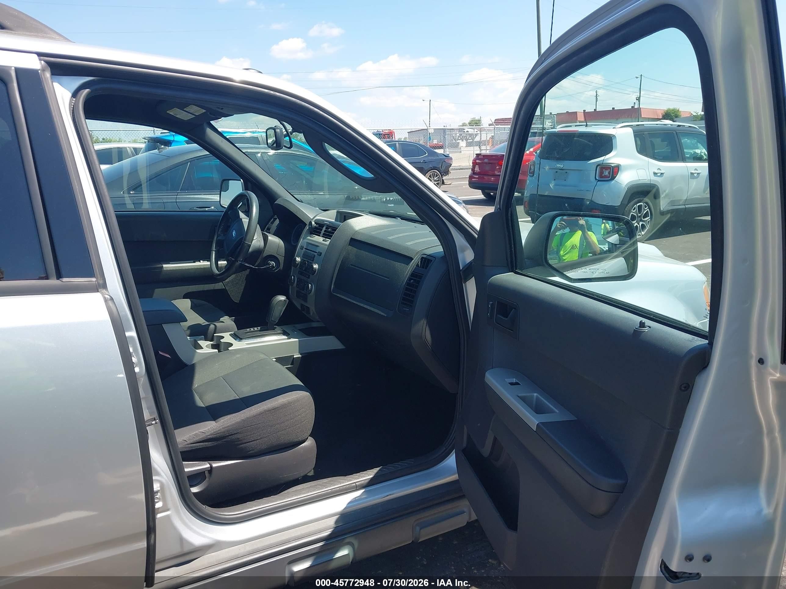 2012 Ford Escape Xlt Silver vin: 1FMCU0D79CKB87798