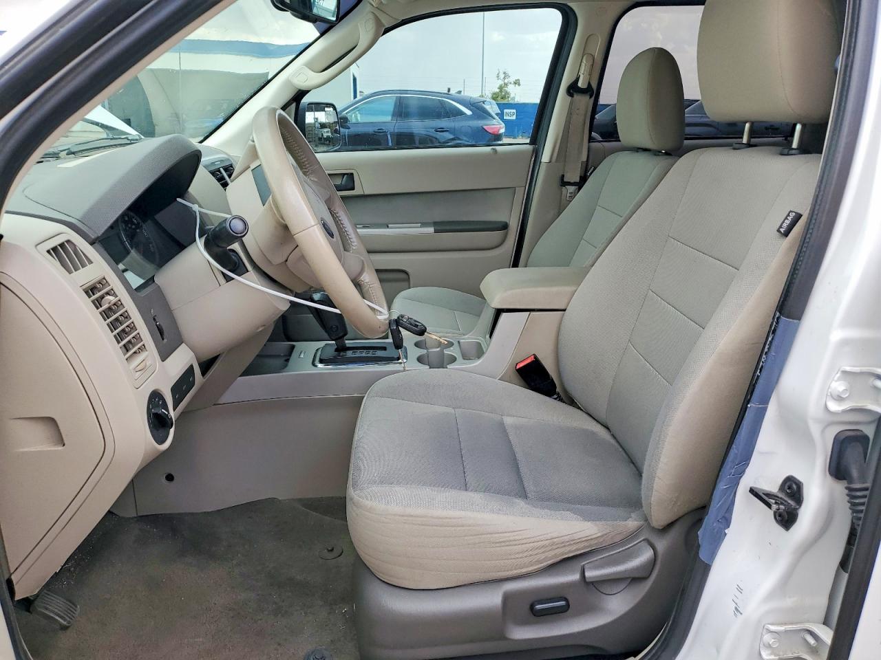 2012 Ford Escape Xlt White vin: 1FMCU0D79CKC85228