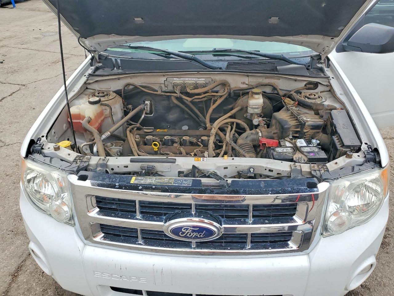 2012 Ford Escape Xlt White vin: 1FMCU0D79CKC85228