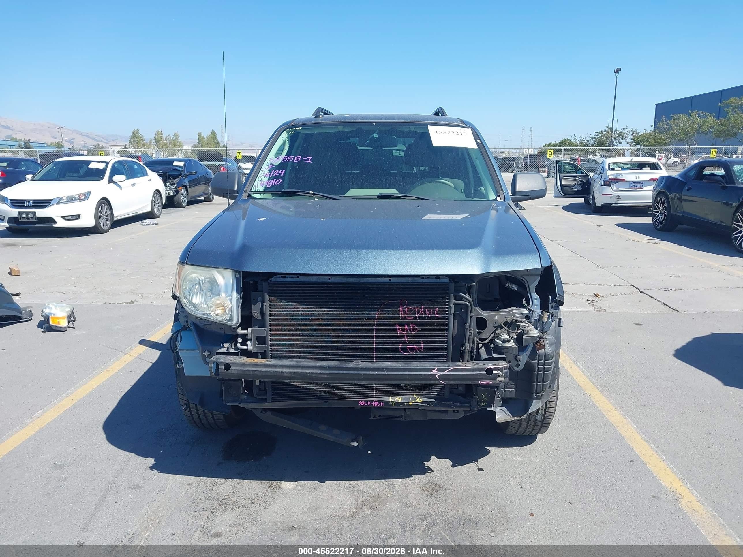 2010 Ford Escape Xlt Blue vin: 1FMCU0D7XAKB00889