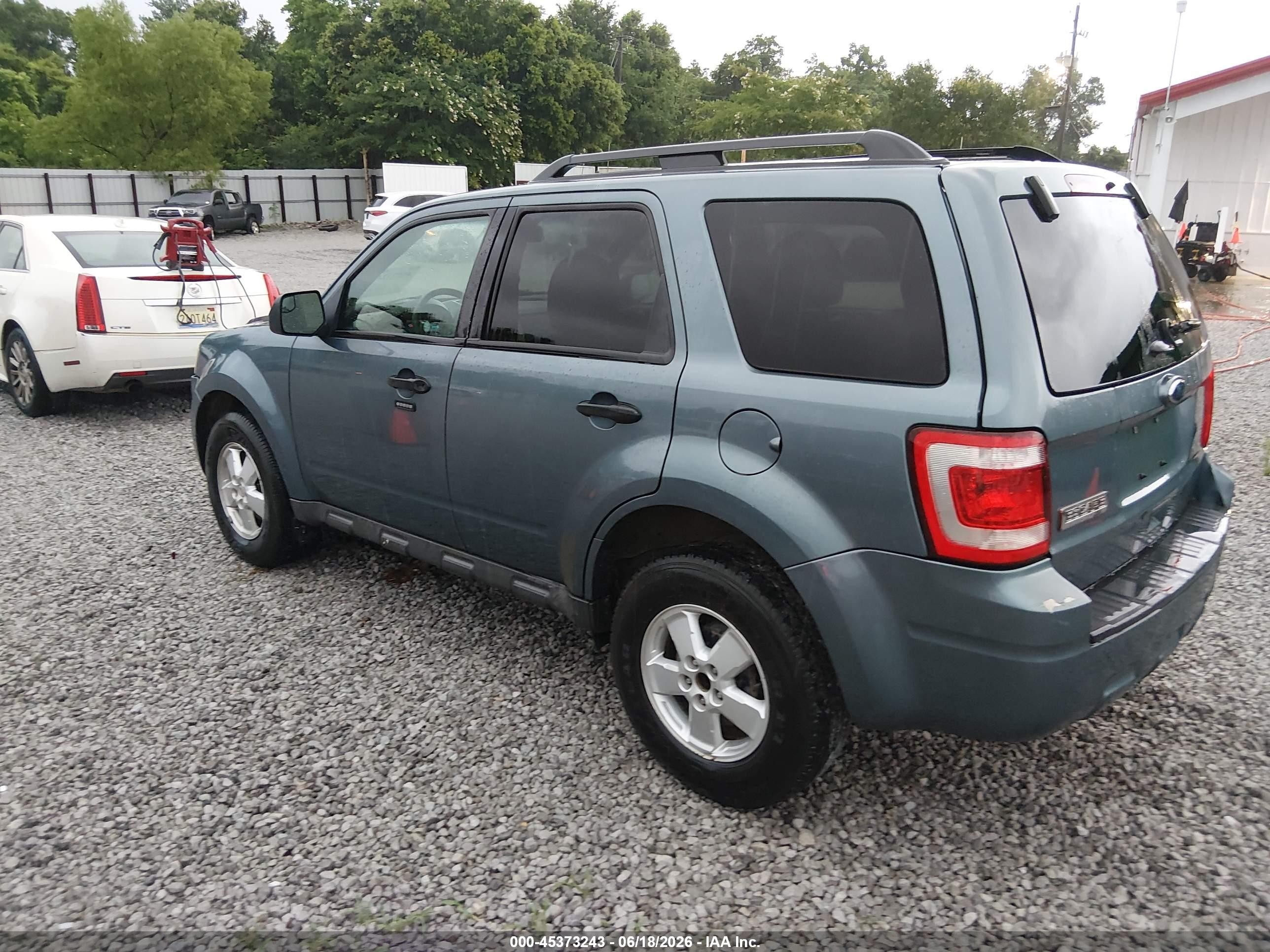 2010 Ford Escape Xlt Blue vin: 1FMCU0D7XAKB27946