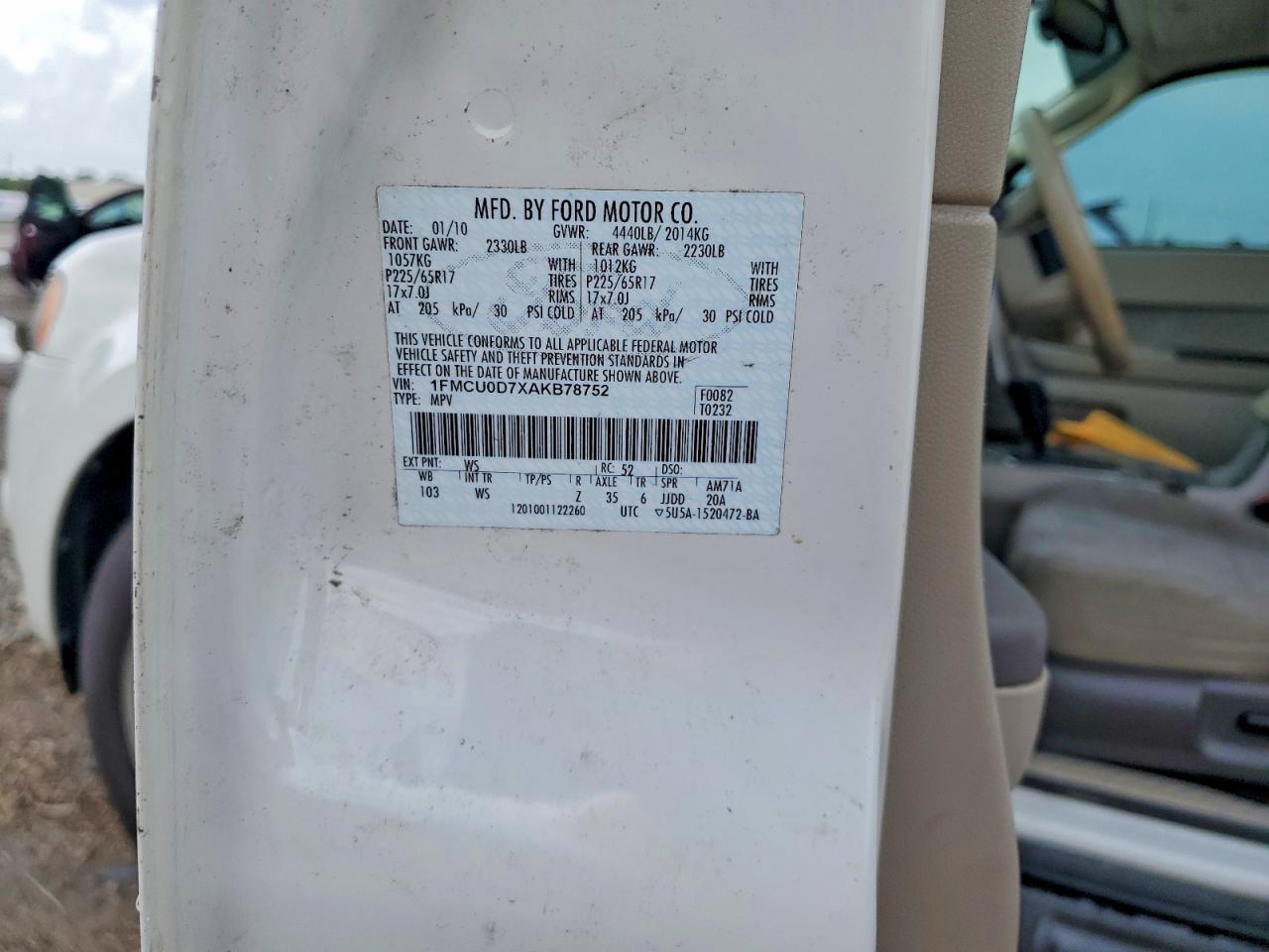 2010 Ford Escape Xlt White vin: 1FMCU0D7XAKB78752