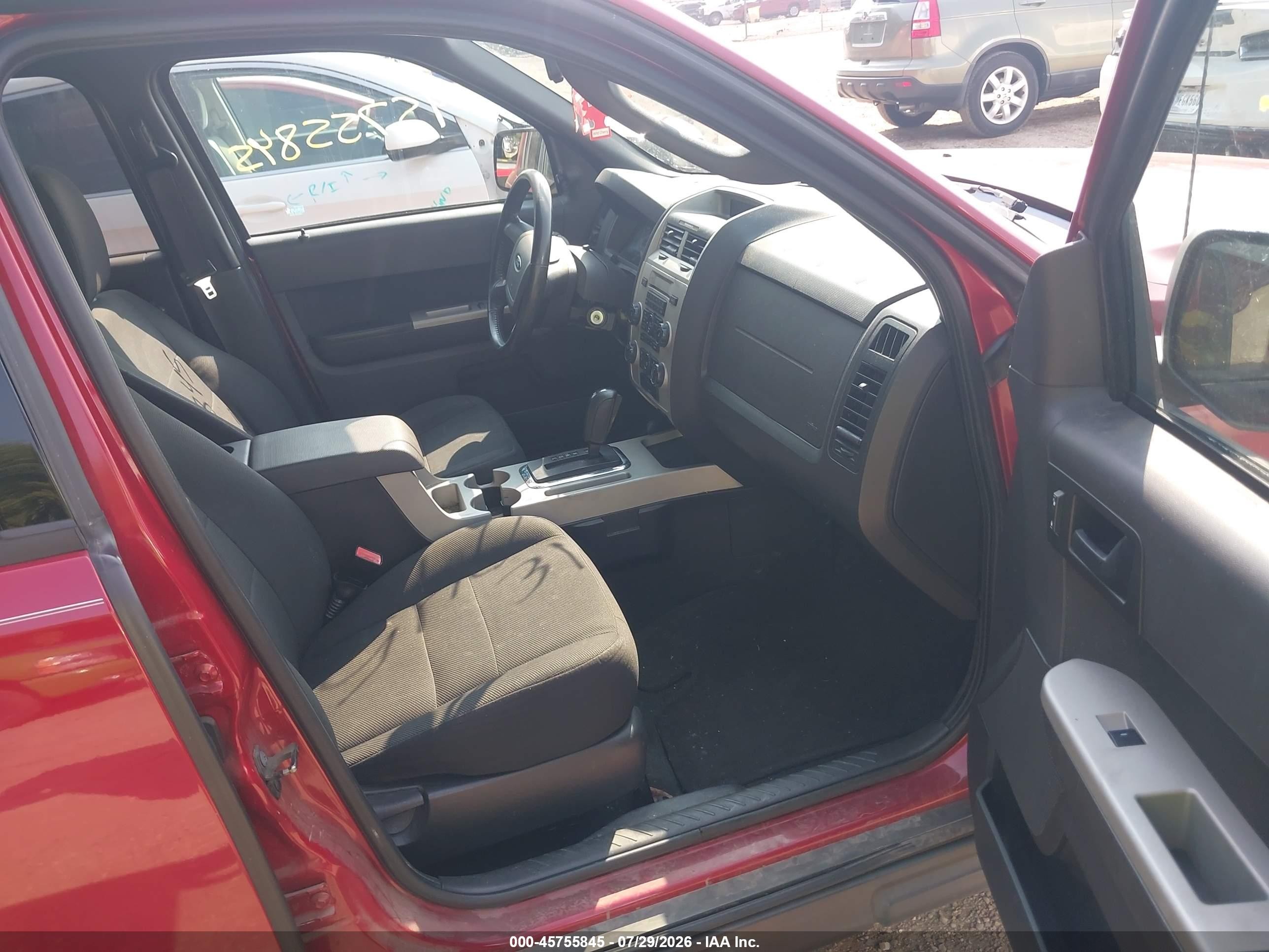 2010 Ford Escape Xlt Red vin: 1FMCU0D7XAKB79948