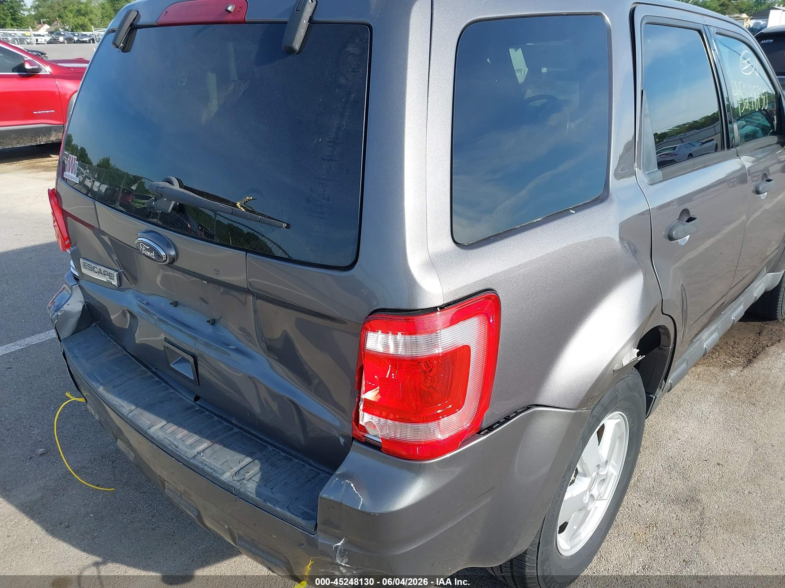 2010 Ford Escape Xlt Gray vin: 1FMCU0D7XAKC04296