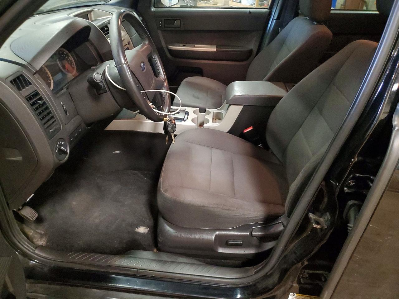 2010 Ford Escape Xlt Black vin: 1FMCU0D7XAKC63025