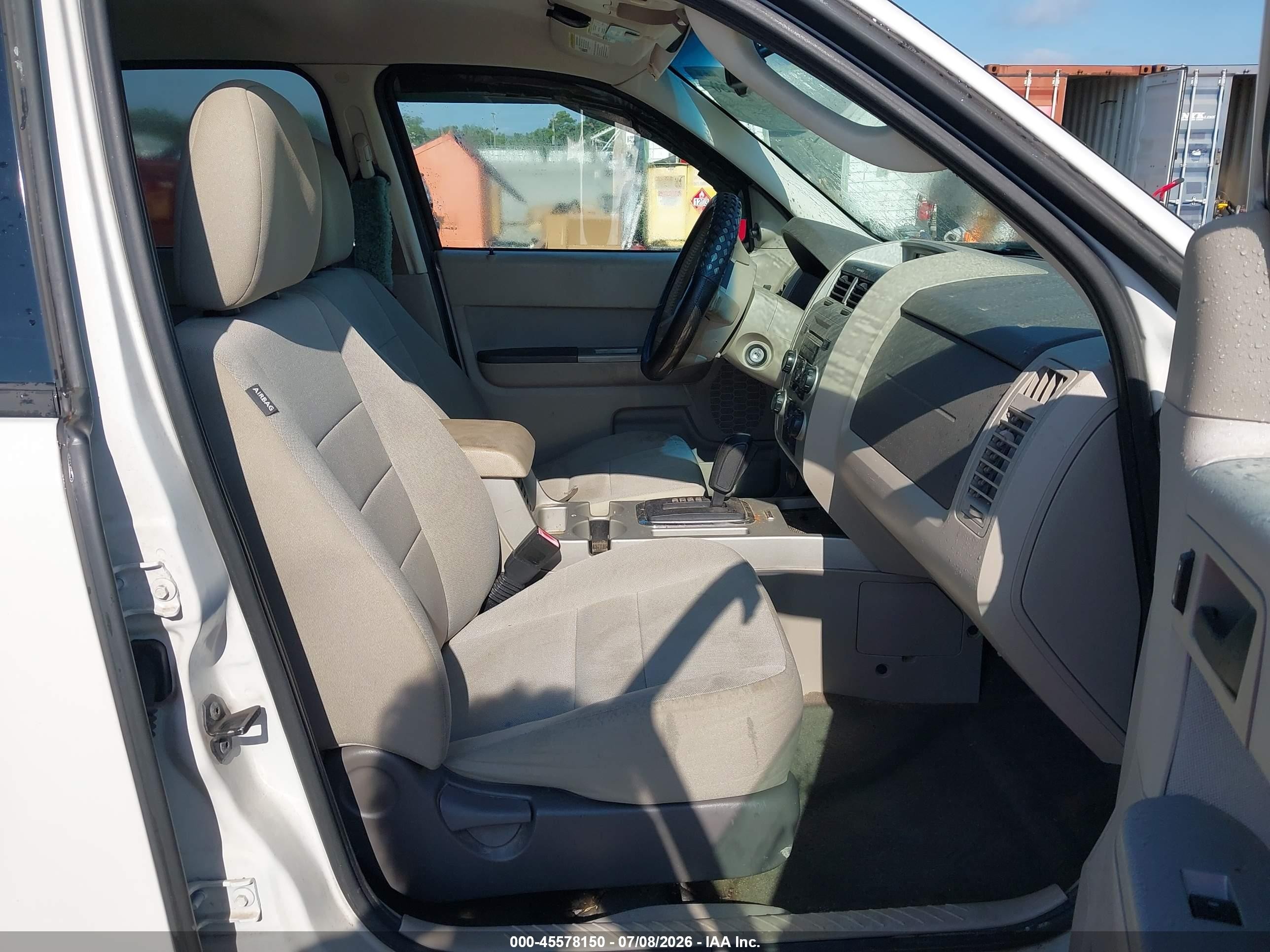 2011 Ford Escape Xlt White vin: 1FMCU0D7XBKA63103