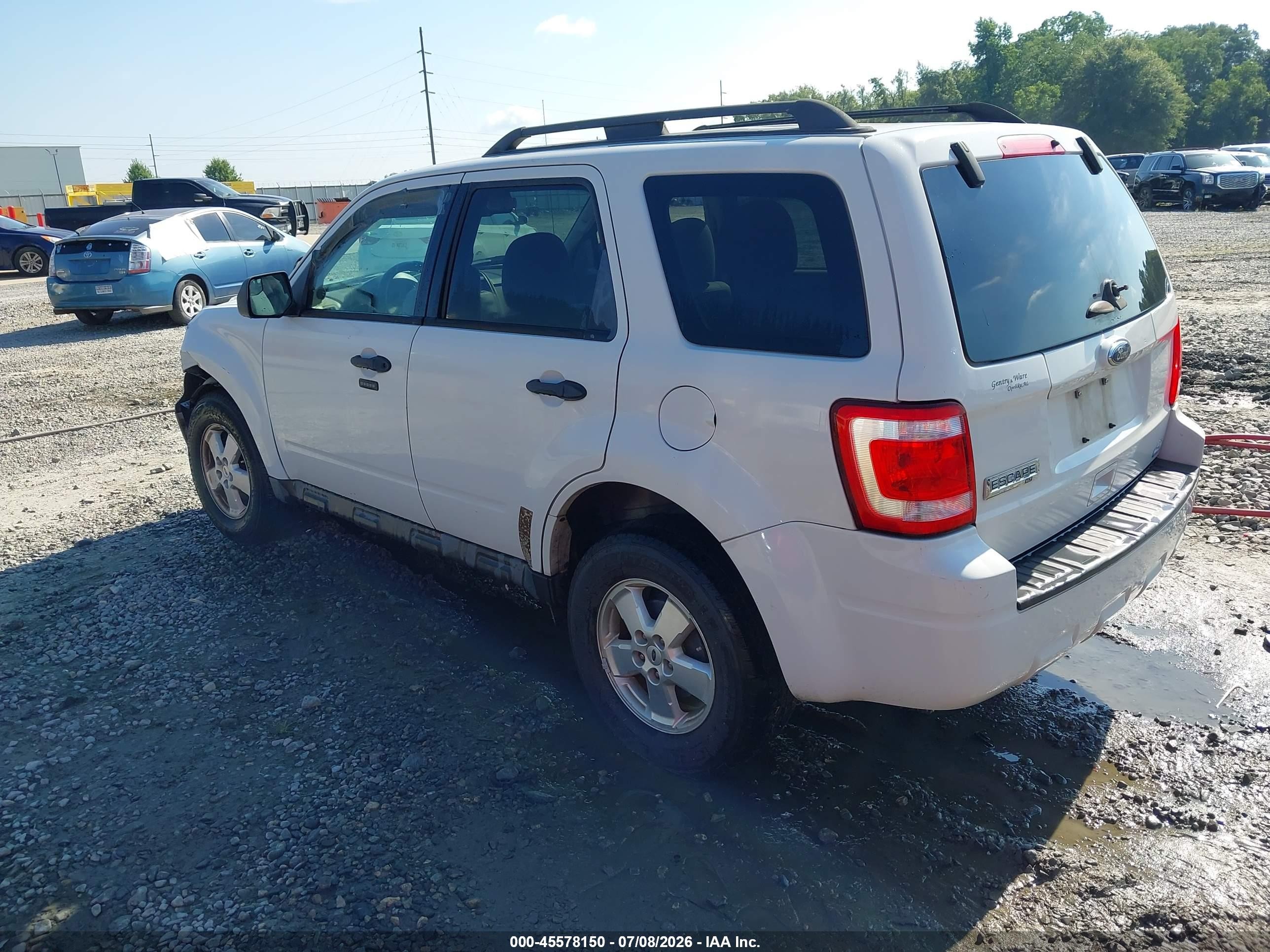 2011 Ford Escape Xlt White vin: 1FMCU0D7XBKA63103