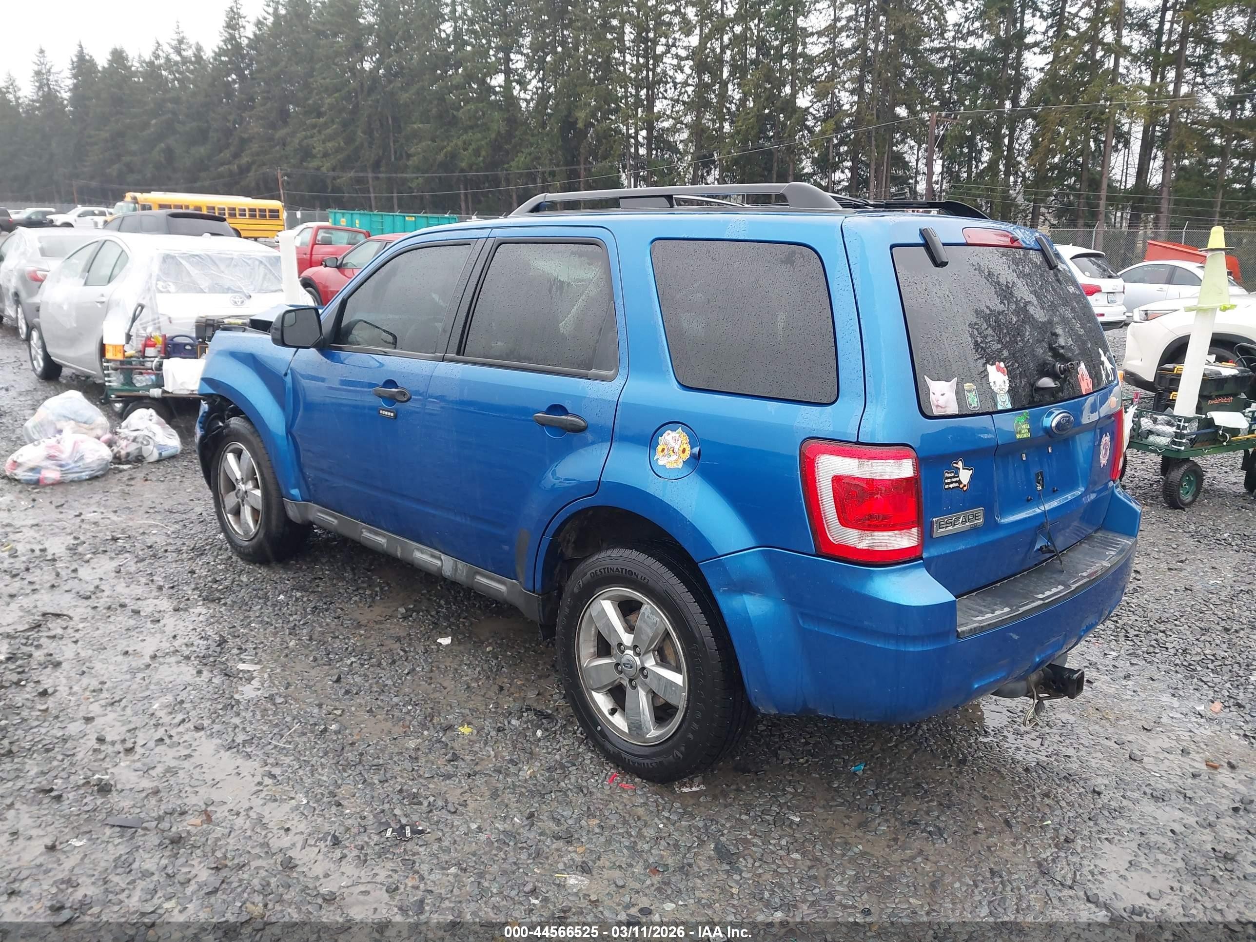 2011 Ford Escape Xlt Blue vin: 1FMCU0D7XBKC01772