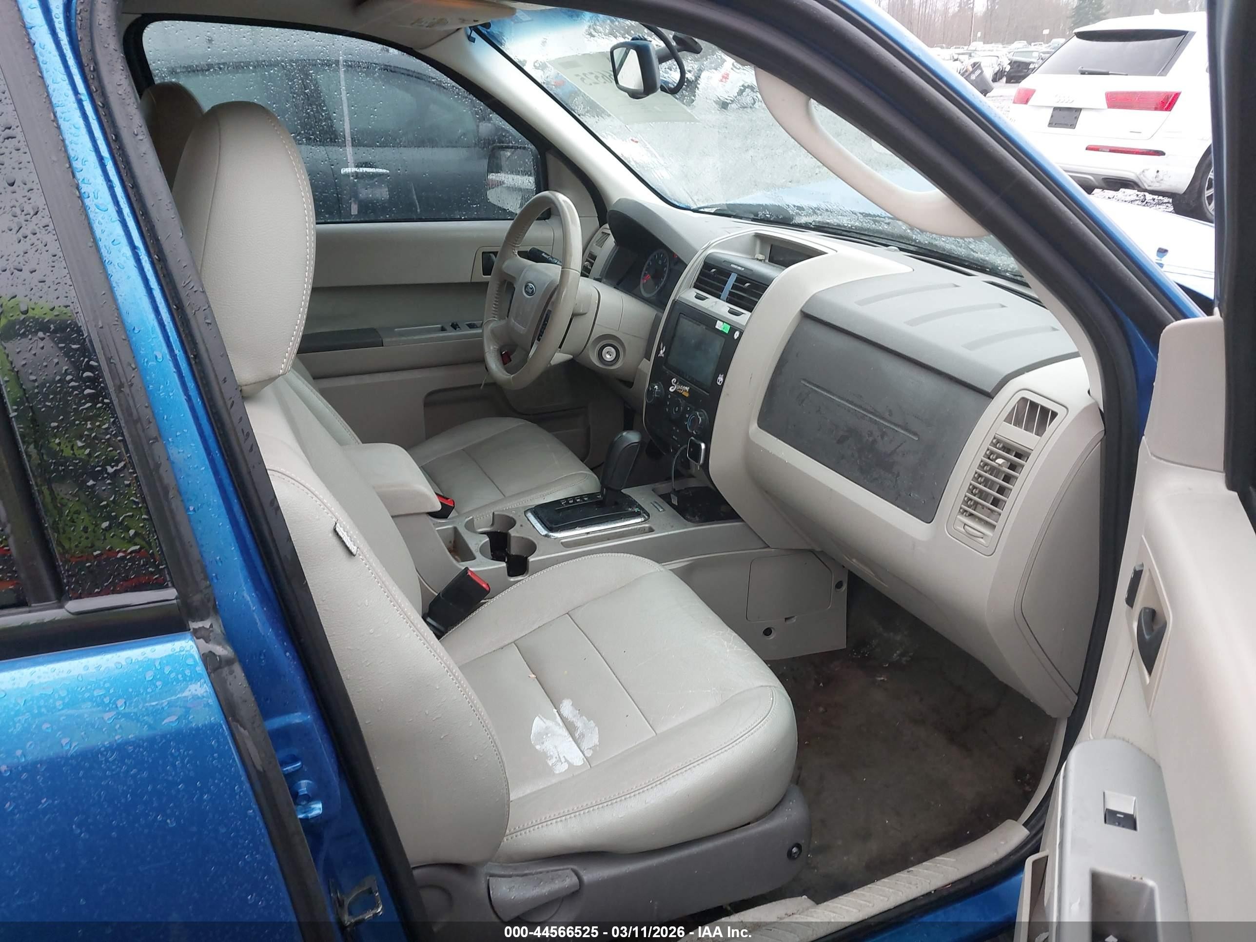 2011 Ford Escape Xlt Blue vin: 1FMCU0D7XBKC01772