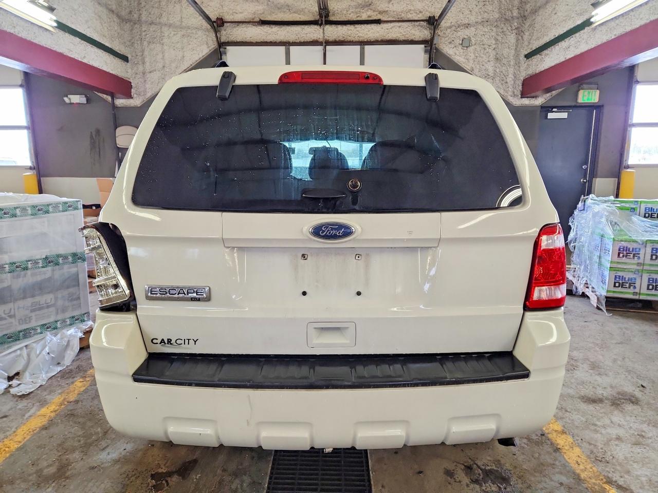 2011 Ford Escape Xlt White vin: 1FMCU0D7XBKC07409